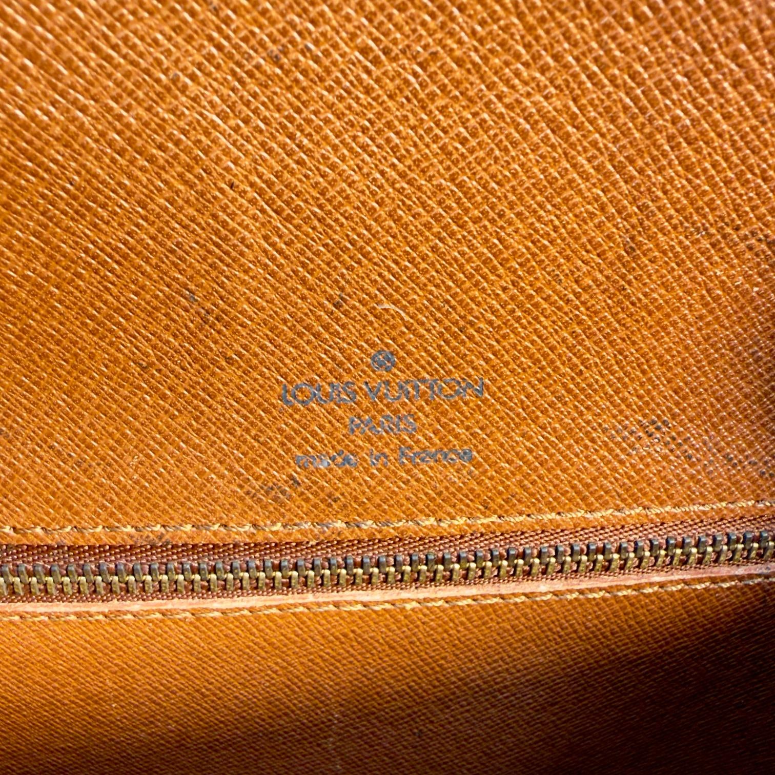 Louis Vuitton Saint Cloud MM Braun Monogram Canvas