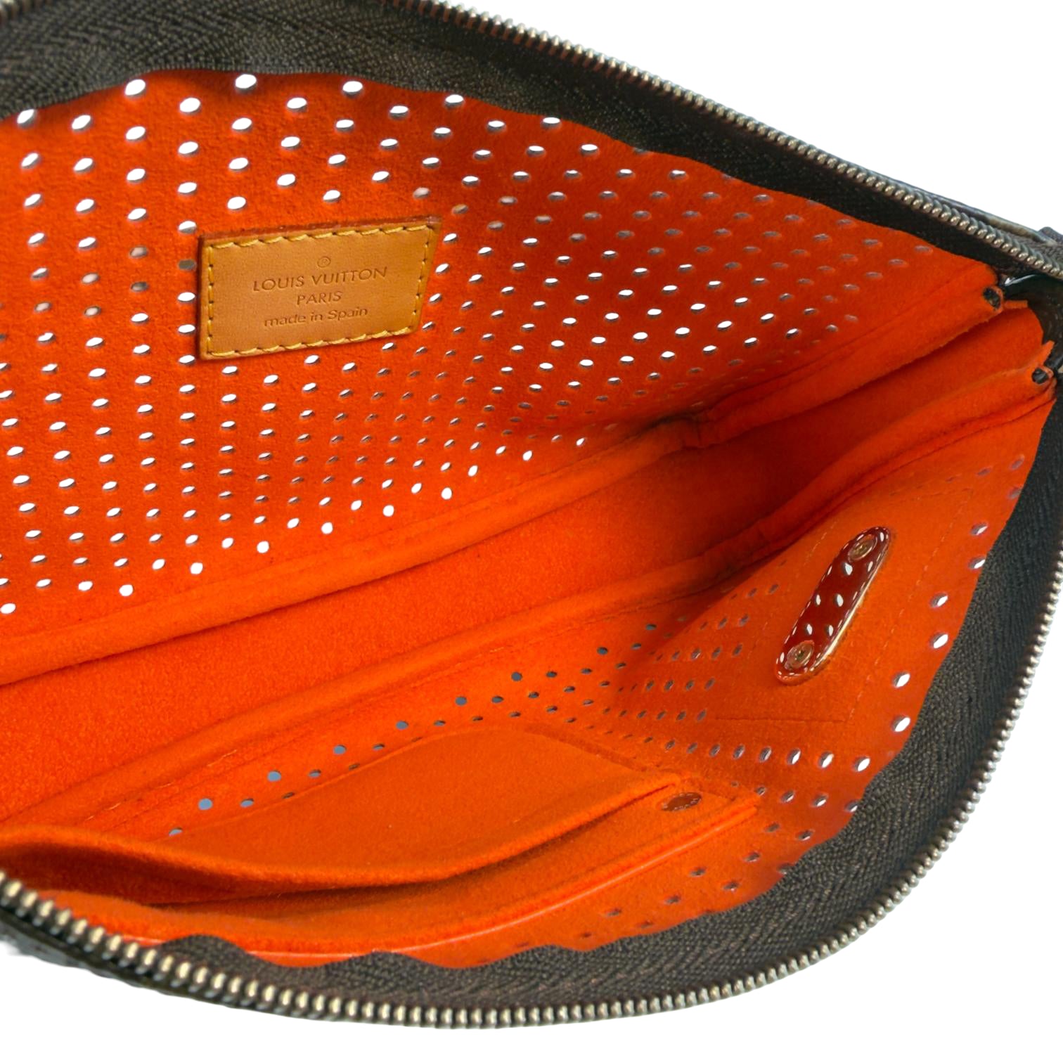Louis Vuitton Pochette Accessoires Perforated Braun x Rot Monogram Canvas
