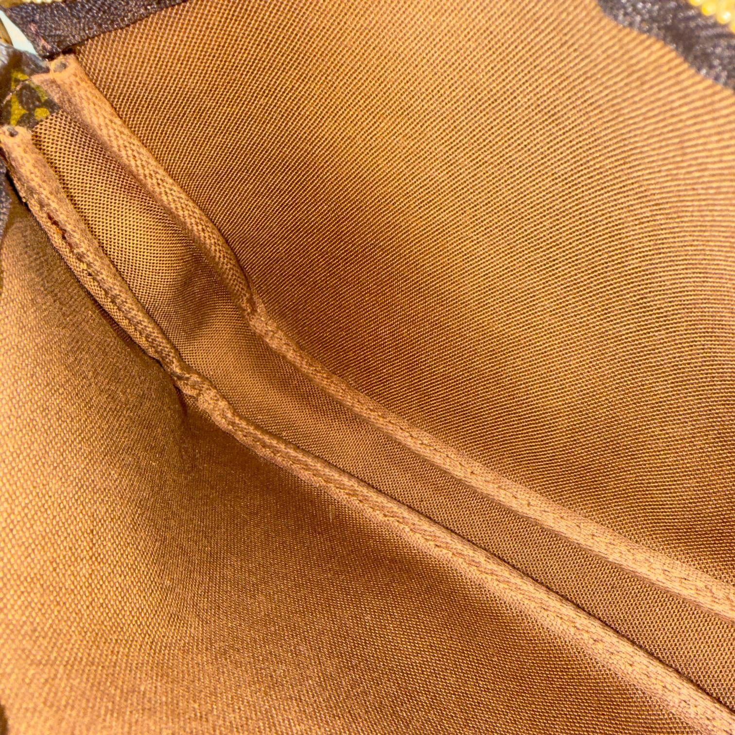 Louis Vuitton Pochette Accessoires Graffiti Grün x Braun Monogram Canvas