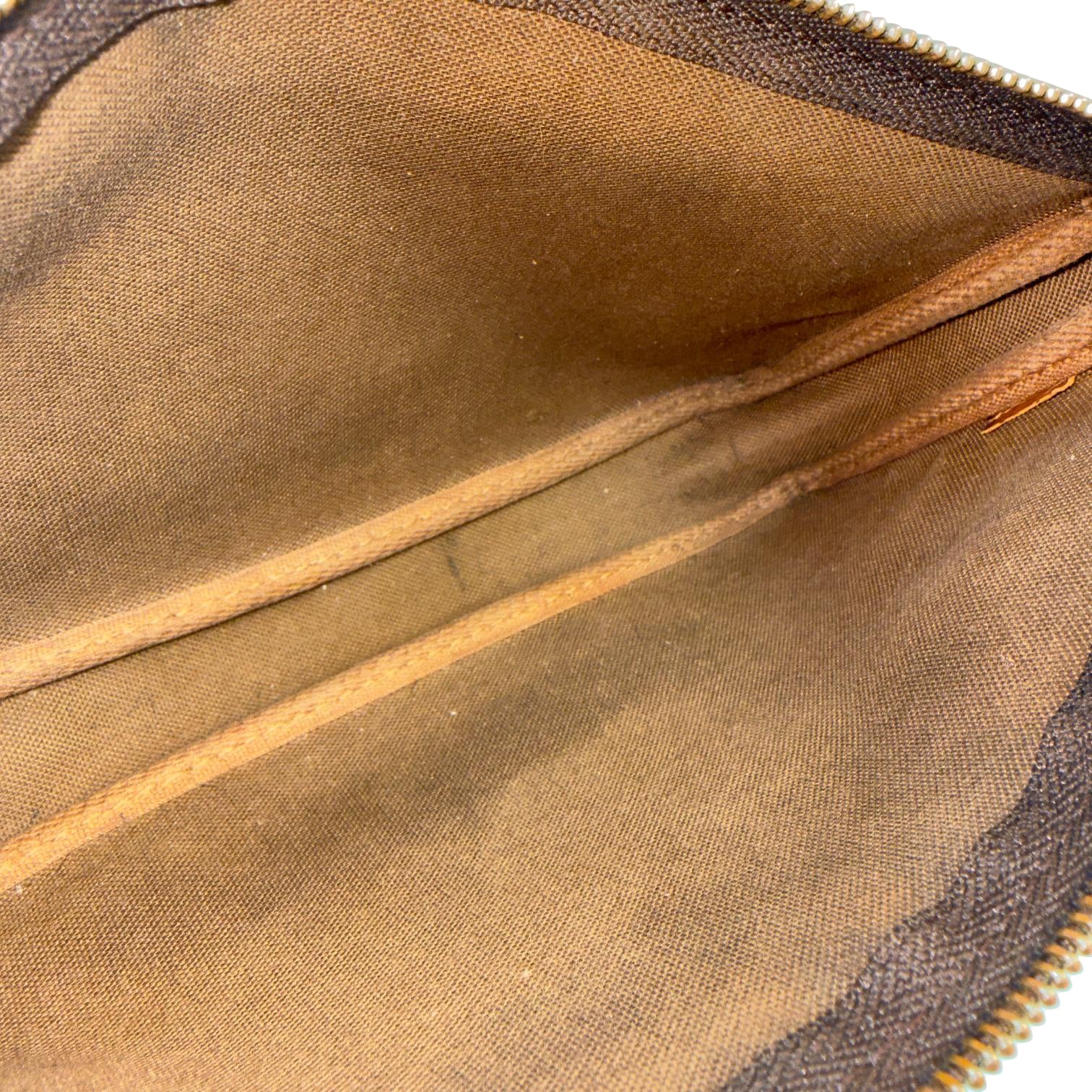 Louis Vuitton Pochette Accessoires Braun Monogram Canvas