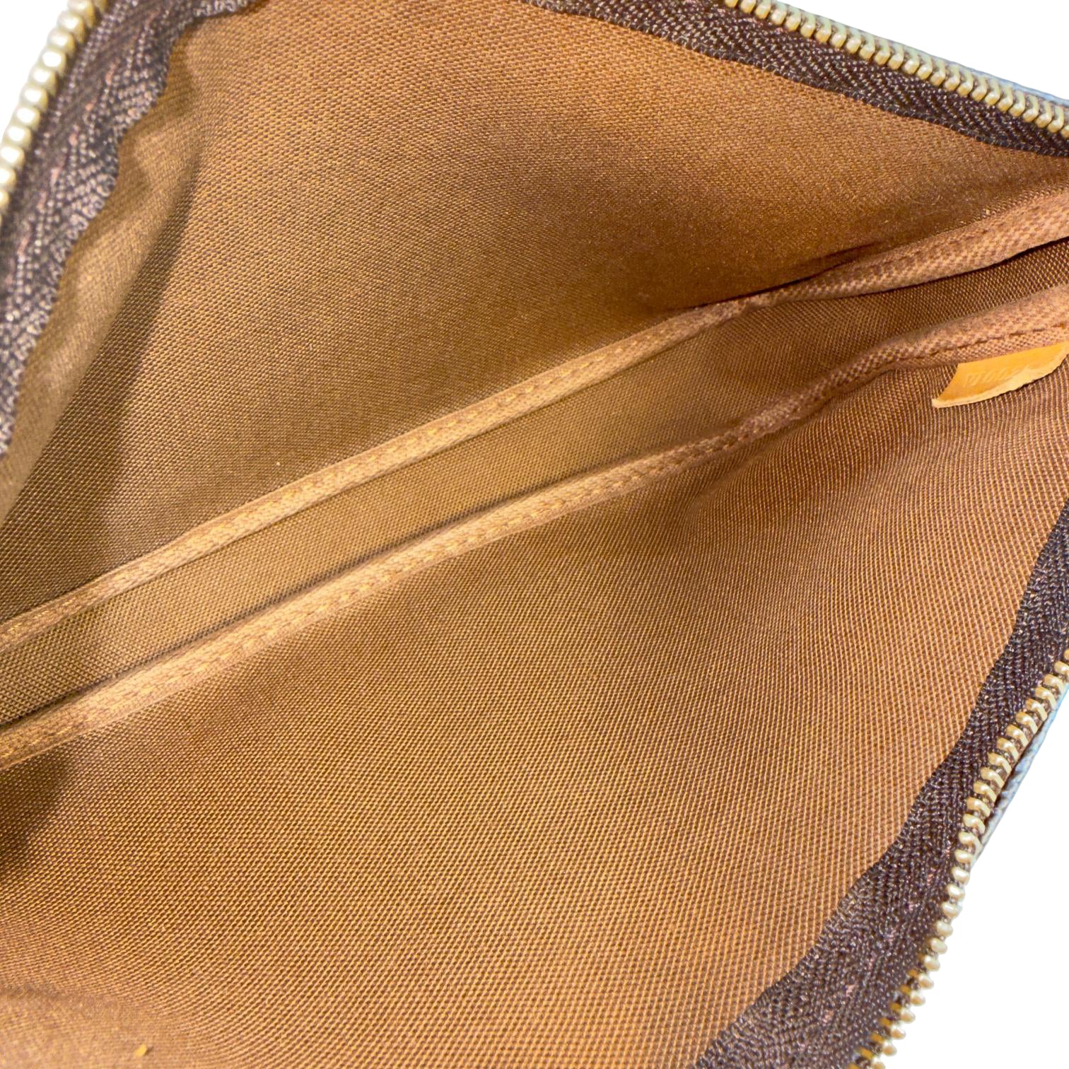 Louis Vuitton Pochette Accessoires Braun Monogram Canvas