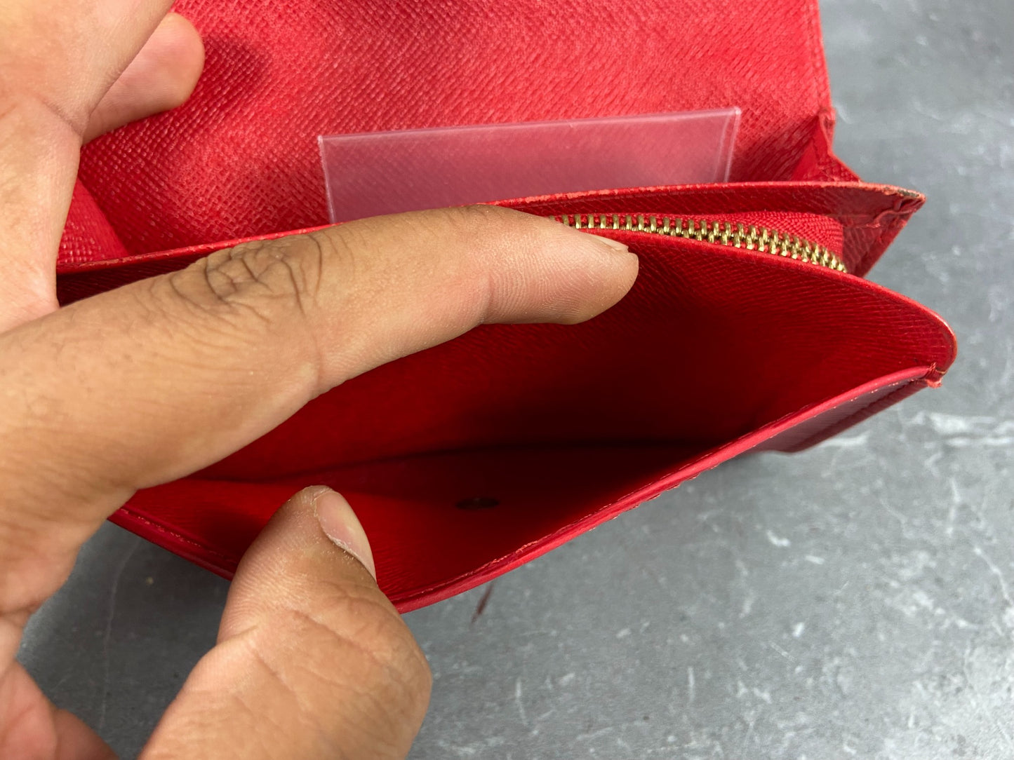 Louis Vuitton Porte-Monnaie Tresor Red Epi Leather