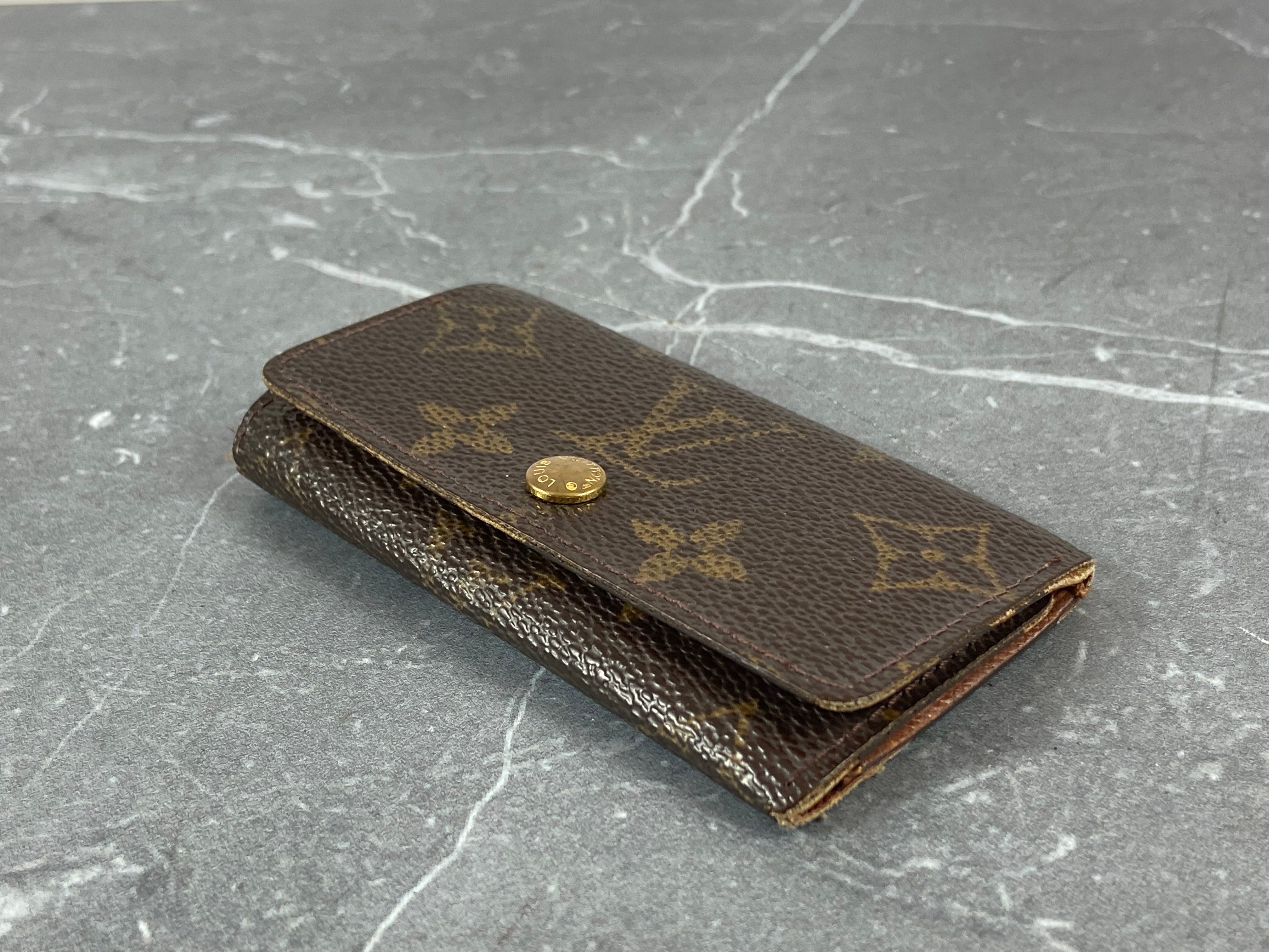 Louis Vuitton 4 Key Holder Monogram Canvas