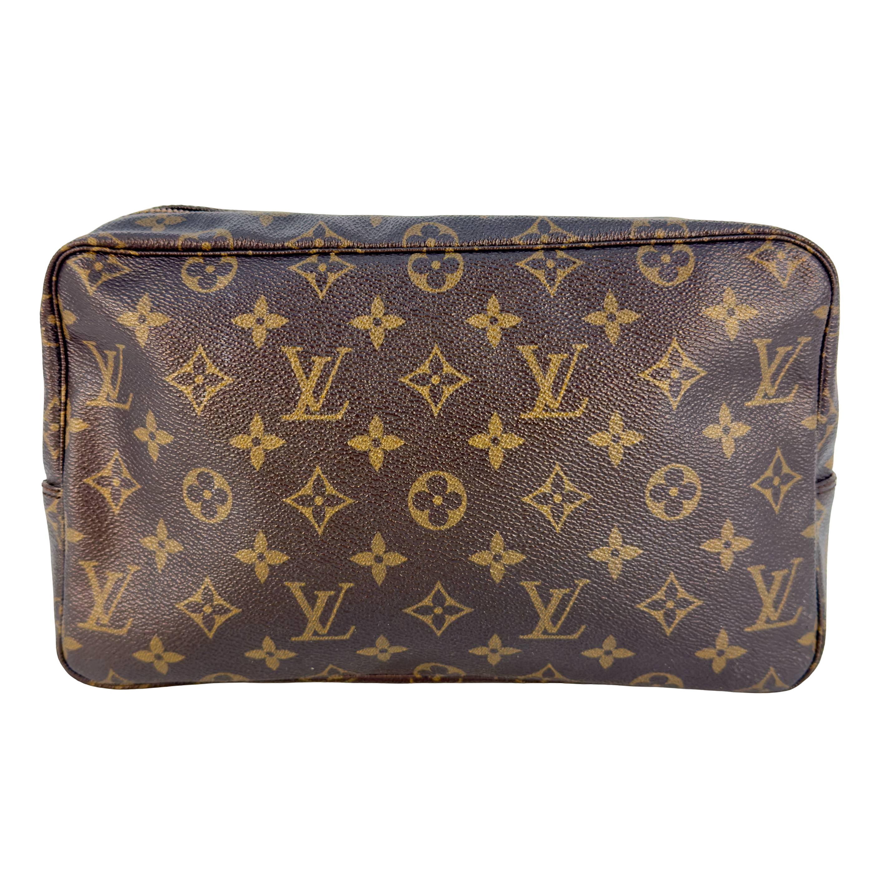 Louis Vuitton Trousse Toilette 28 Braun Monogram Canvas
