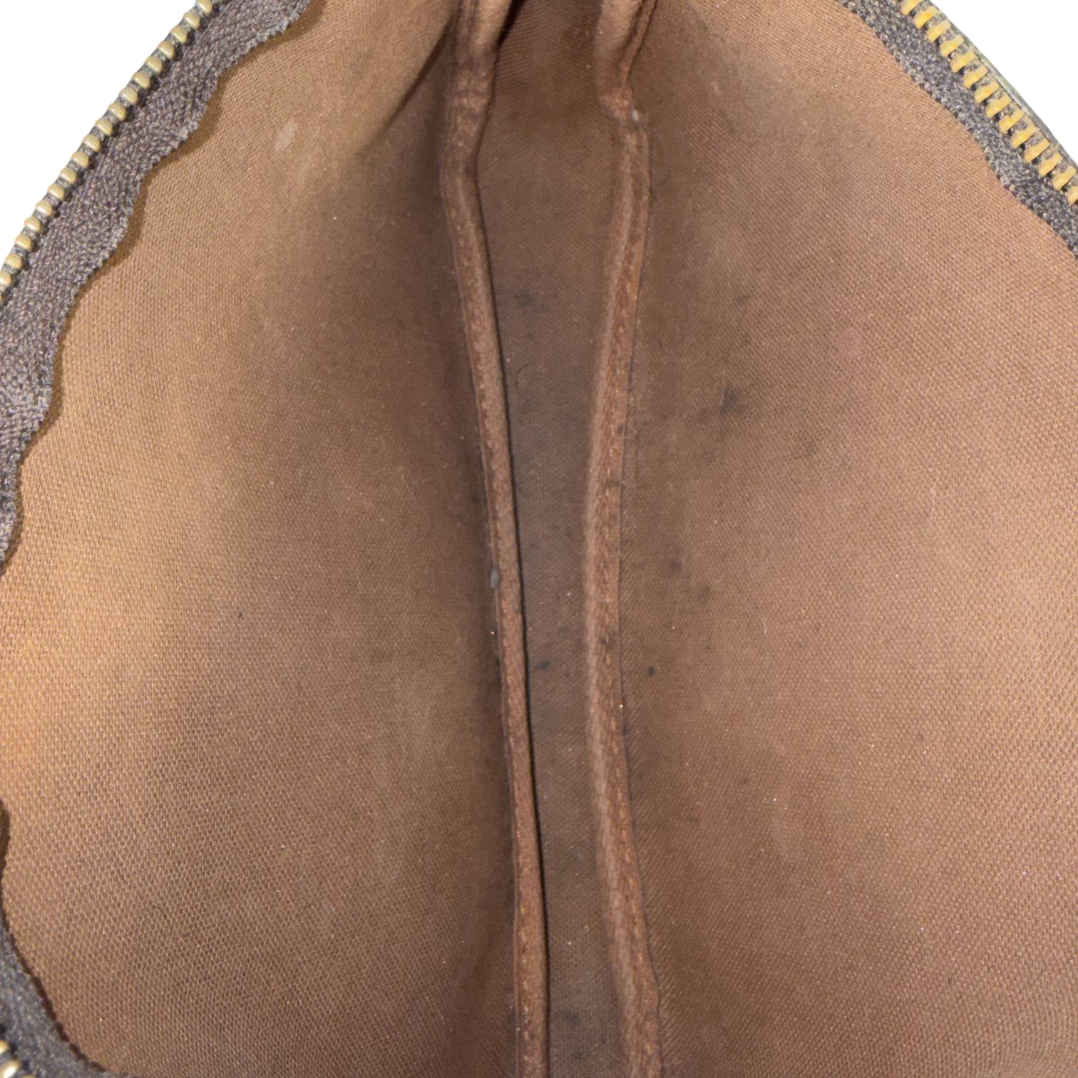 Louis Vuitton Pochette Accessoires Braun Monogram Canvas