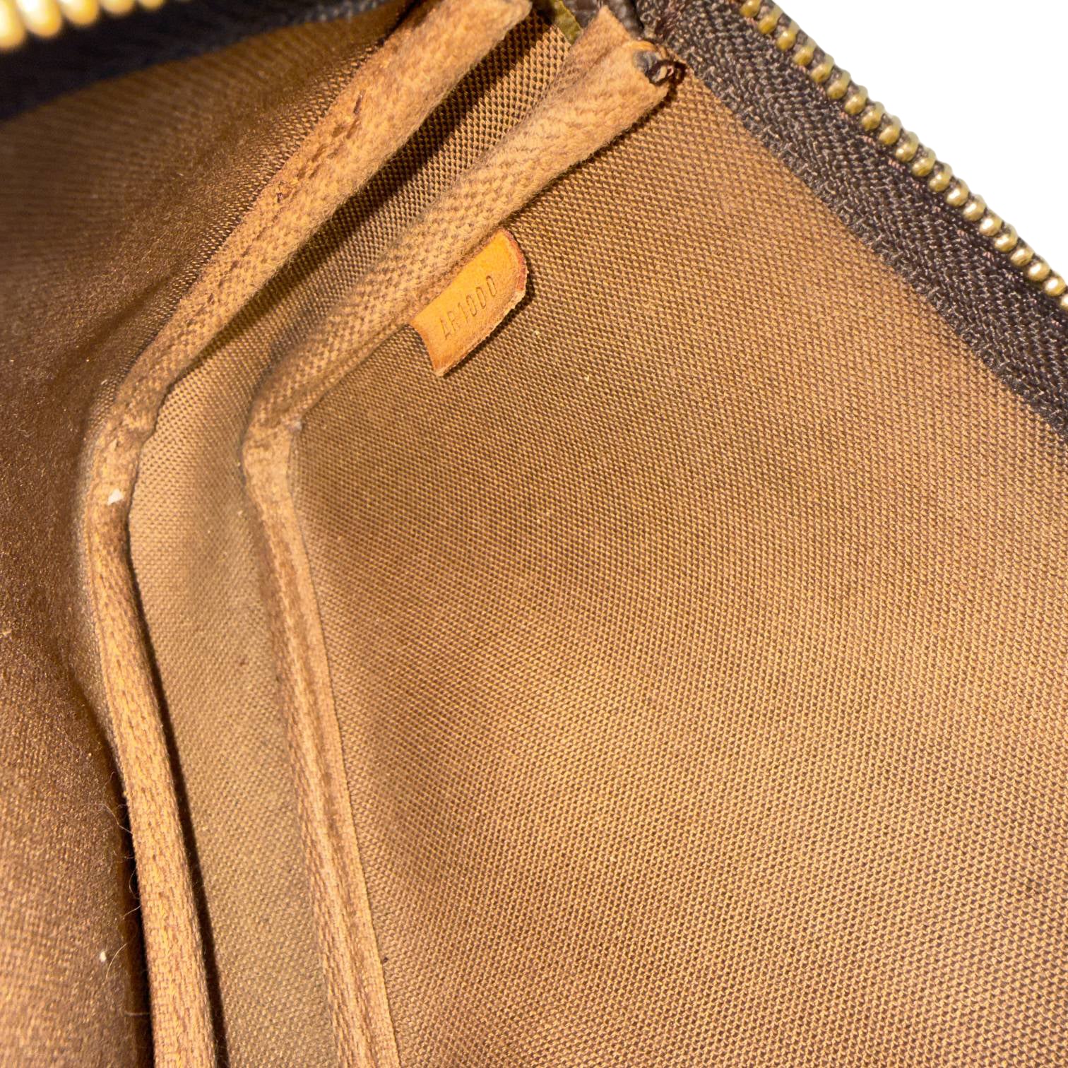 Louis Vuitton Pochette Accessoires Braun Monogram Canvas