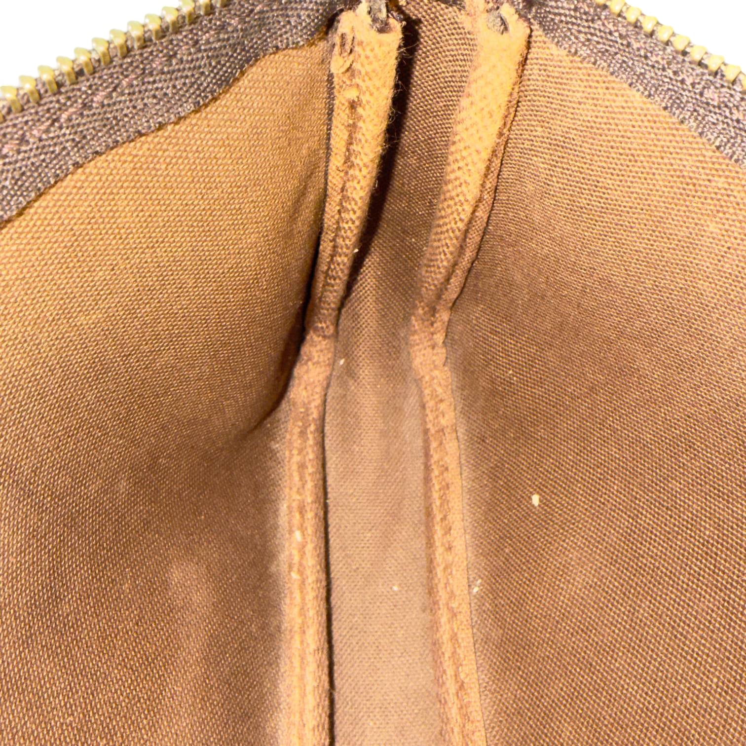 Louis Vuitton Pochette Accessoires Braun Monogram Canvas