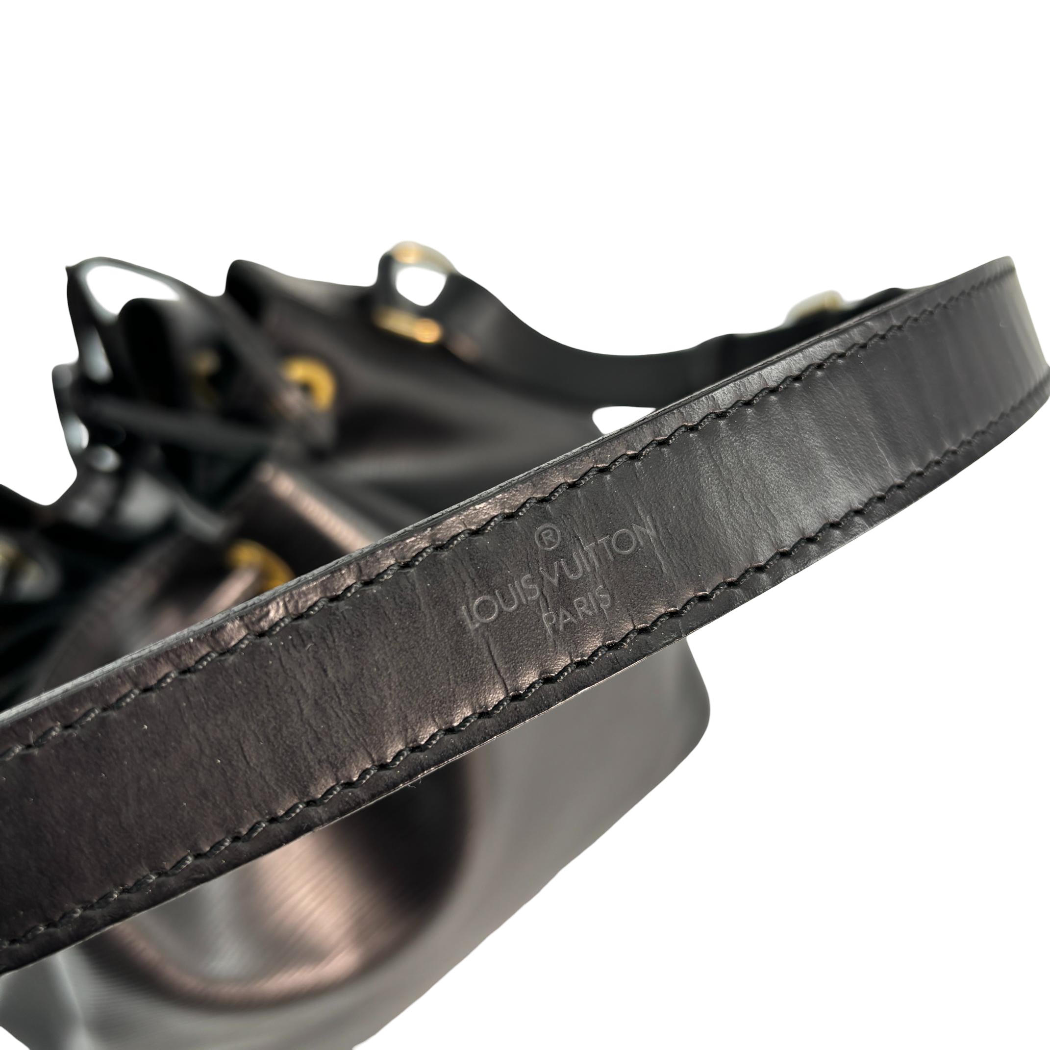 Louis Vuitton Sac Noé Petit Black Epi Leather