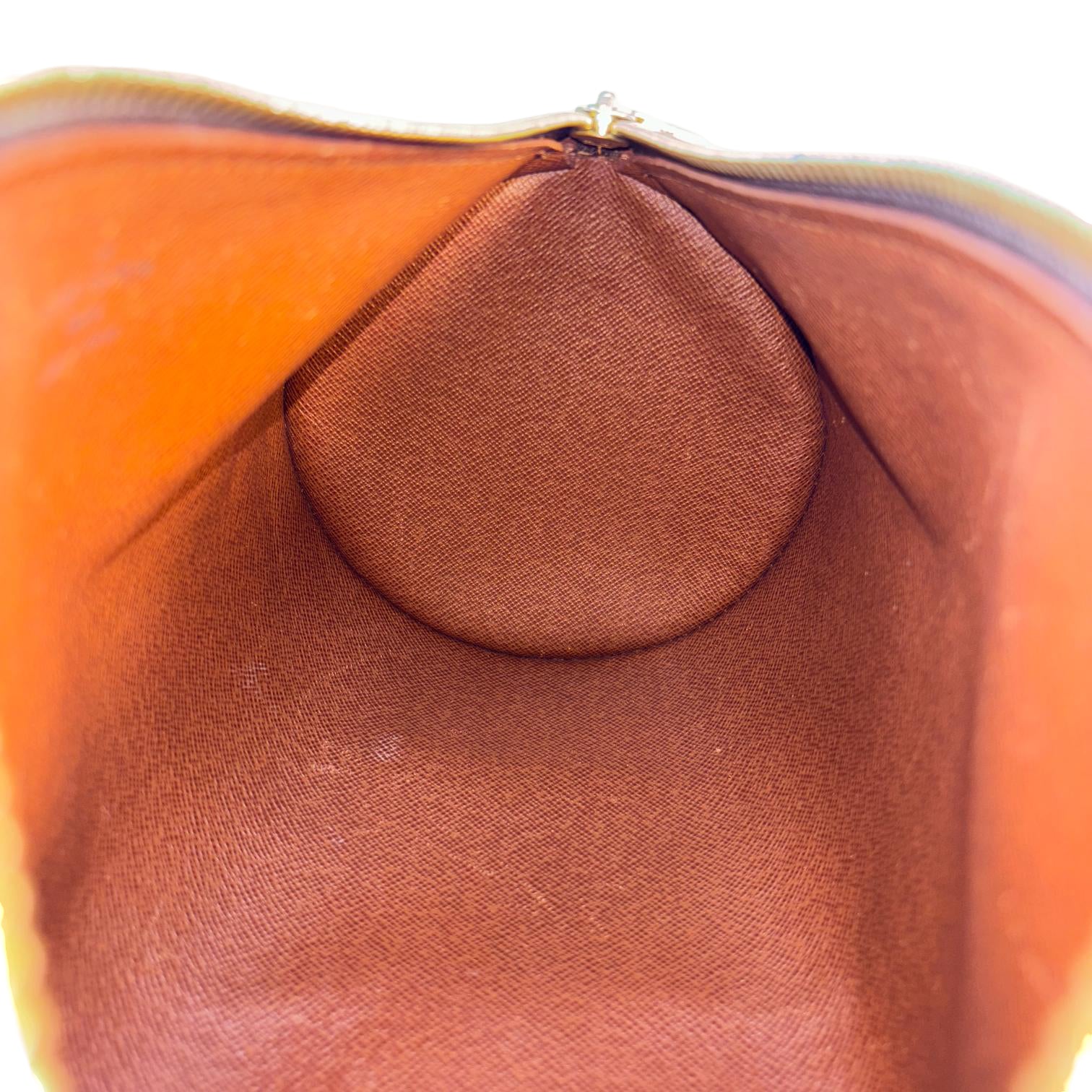 Louis Vuitton Papillon 26 Monogram Canvas