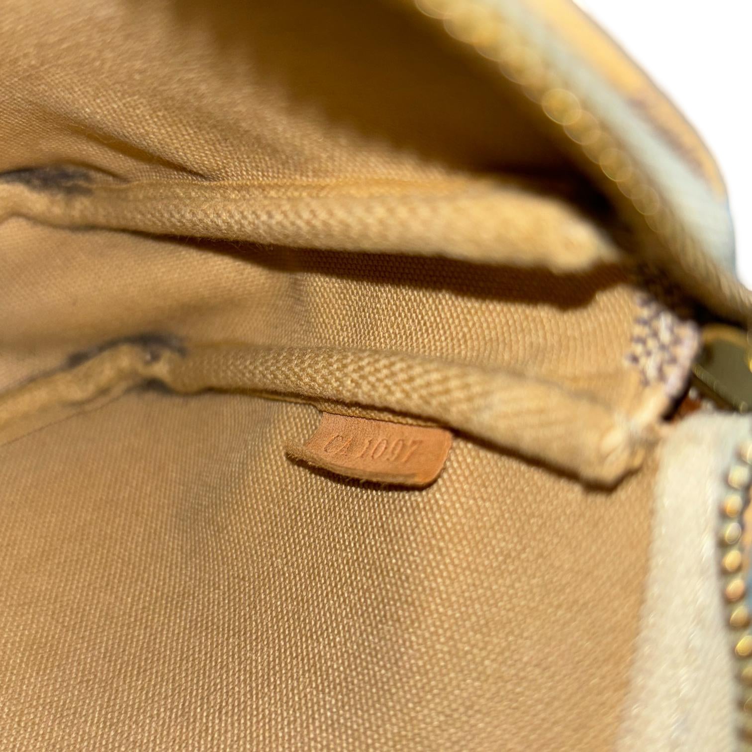 Louis Vuitton Pochette Accessoires Damier Azur Canvas