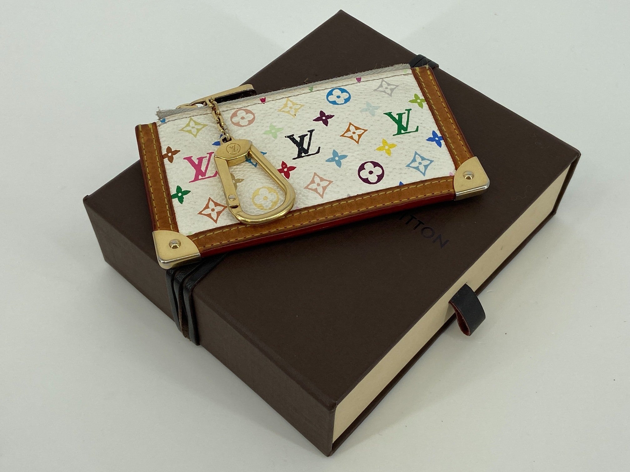 Louis Vuitton Pochette Cles Key Pouch Murakami Multicolor White incl. Box