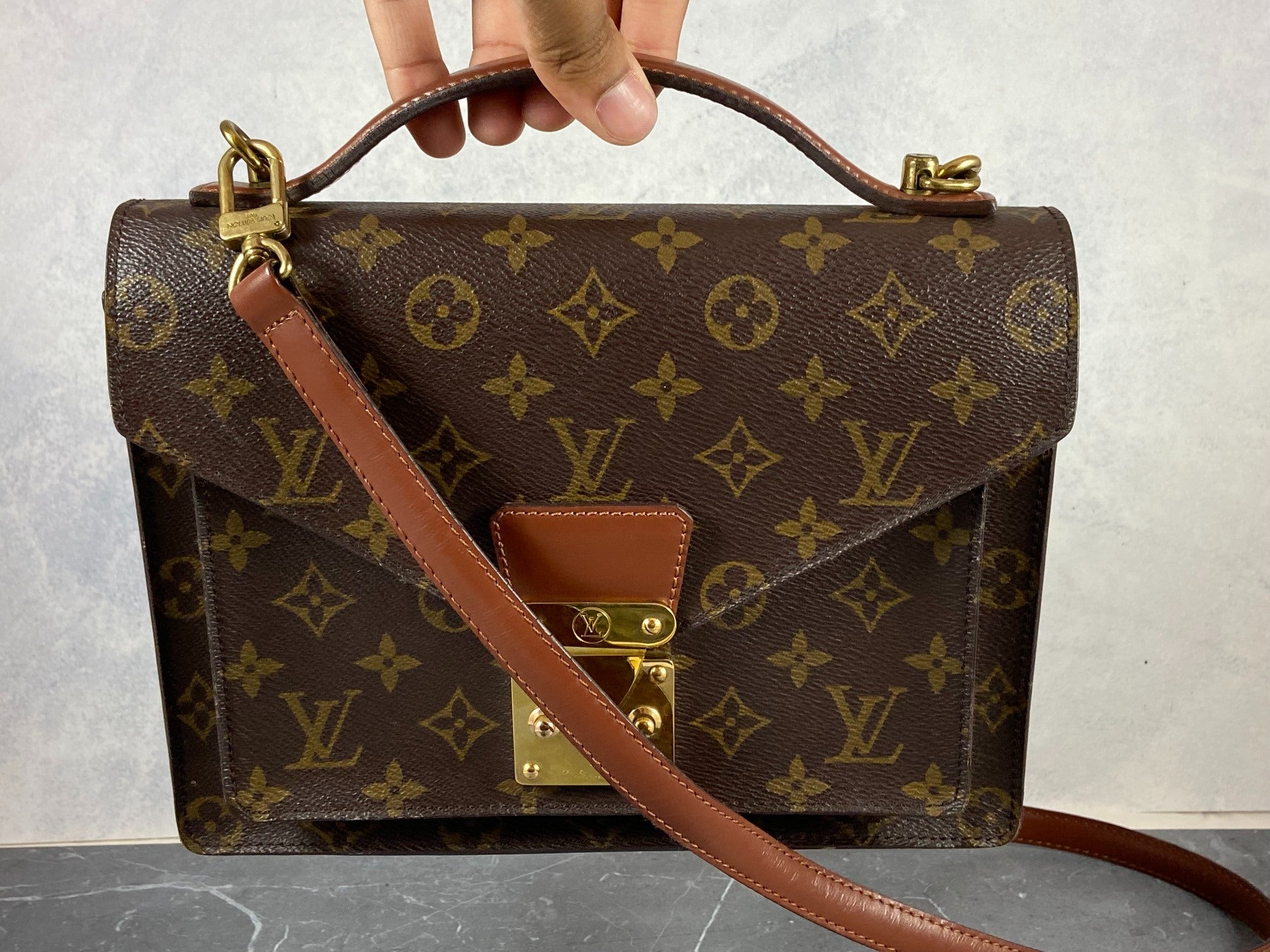 Louis Vuitton Monceau 26 Monogram Canvas incl. Box