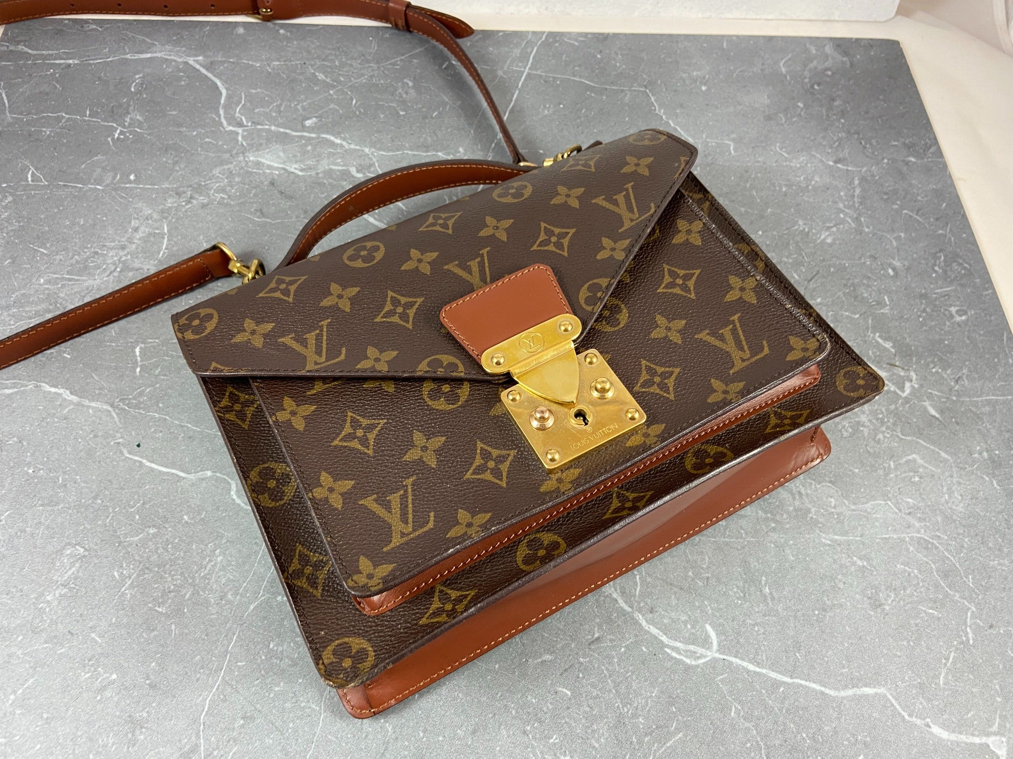 Louis Vuitton Monceau 26 Monogram Canvas incl. Box