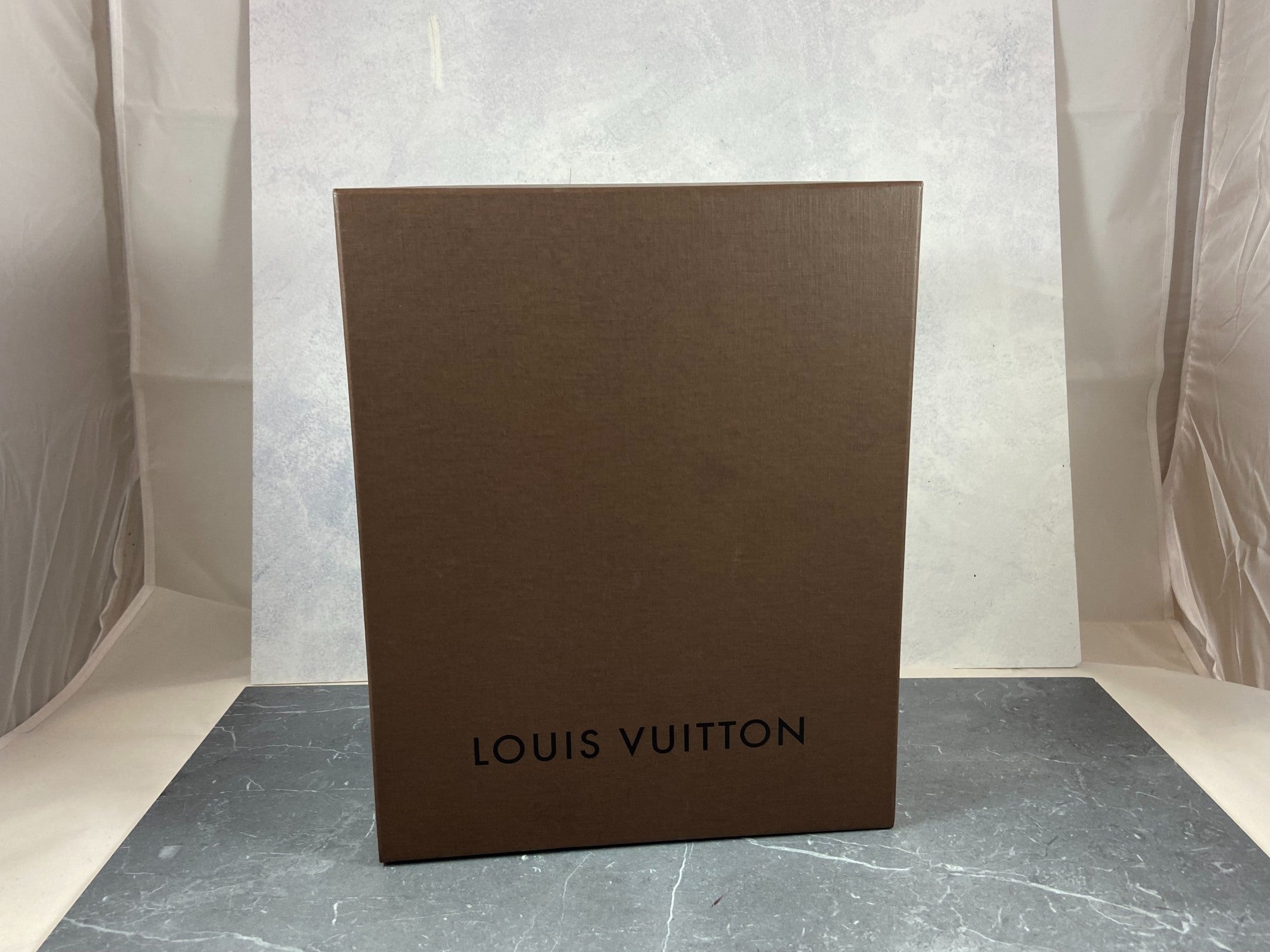 Louis Vuitton Monceau 26 Monogram Canvas incl. Box