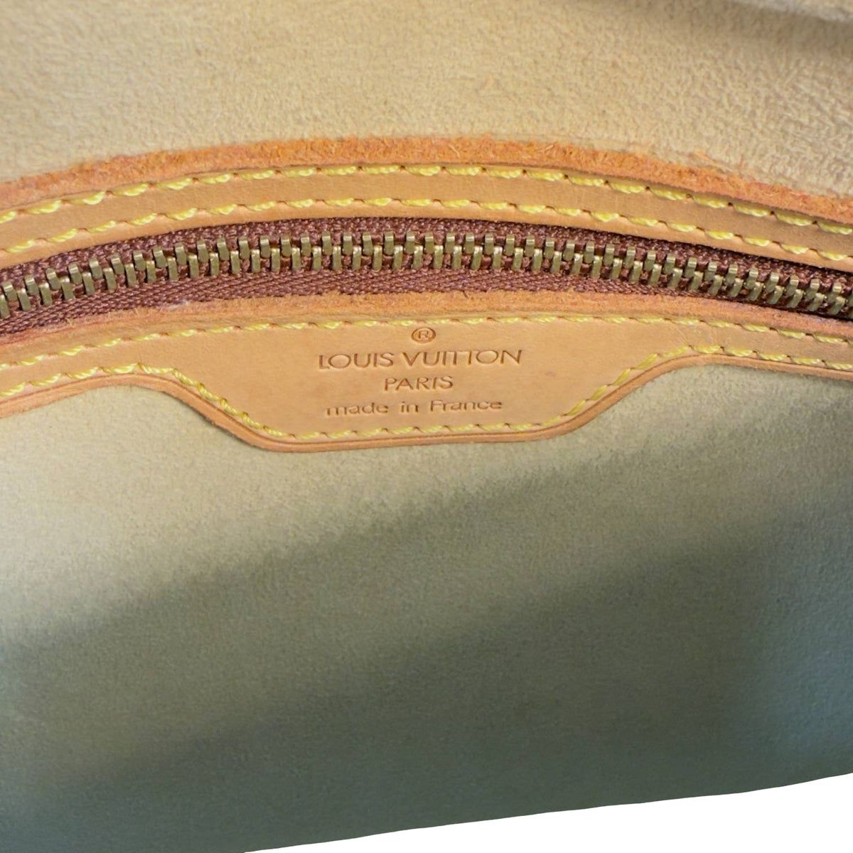 Louis Vuitton Looping MM Braun Monogram Canvas