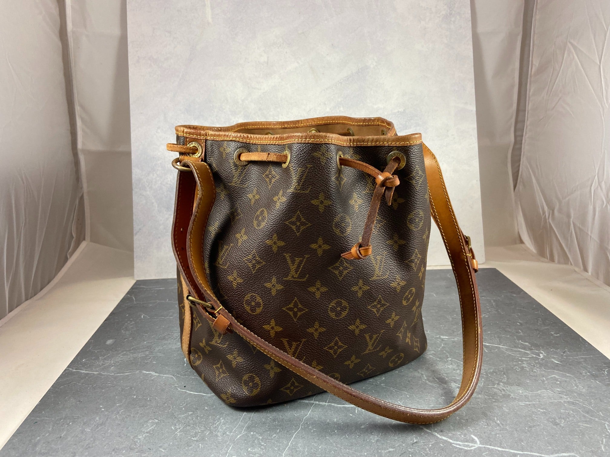 Louis Vuitton Sac Noé Petit Monogram Canvas