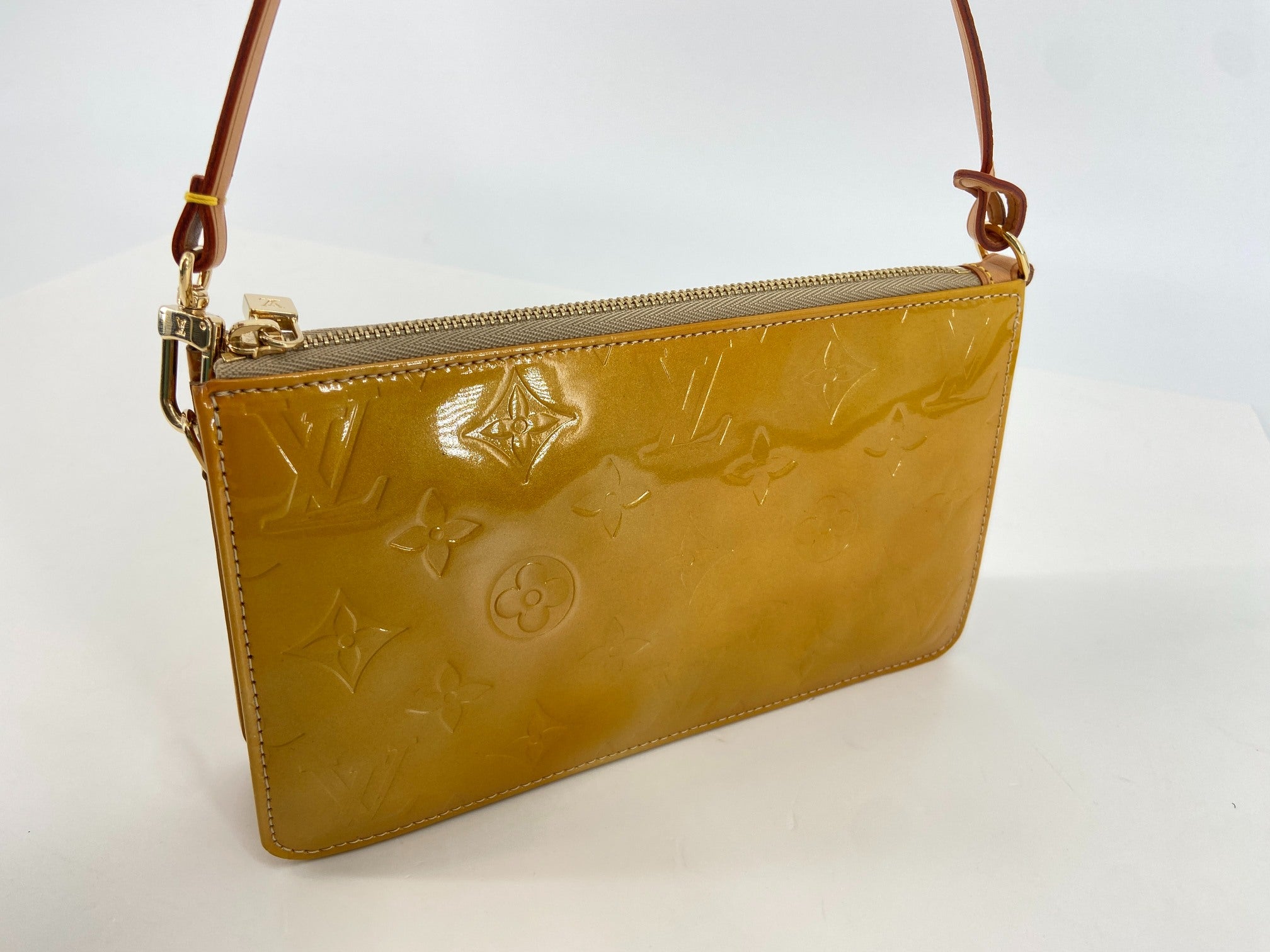 Louis Vuitton Pochette Lexington Yellow Vernis Monogram Leather