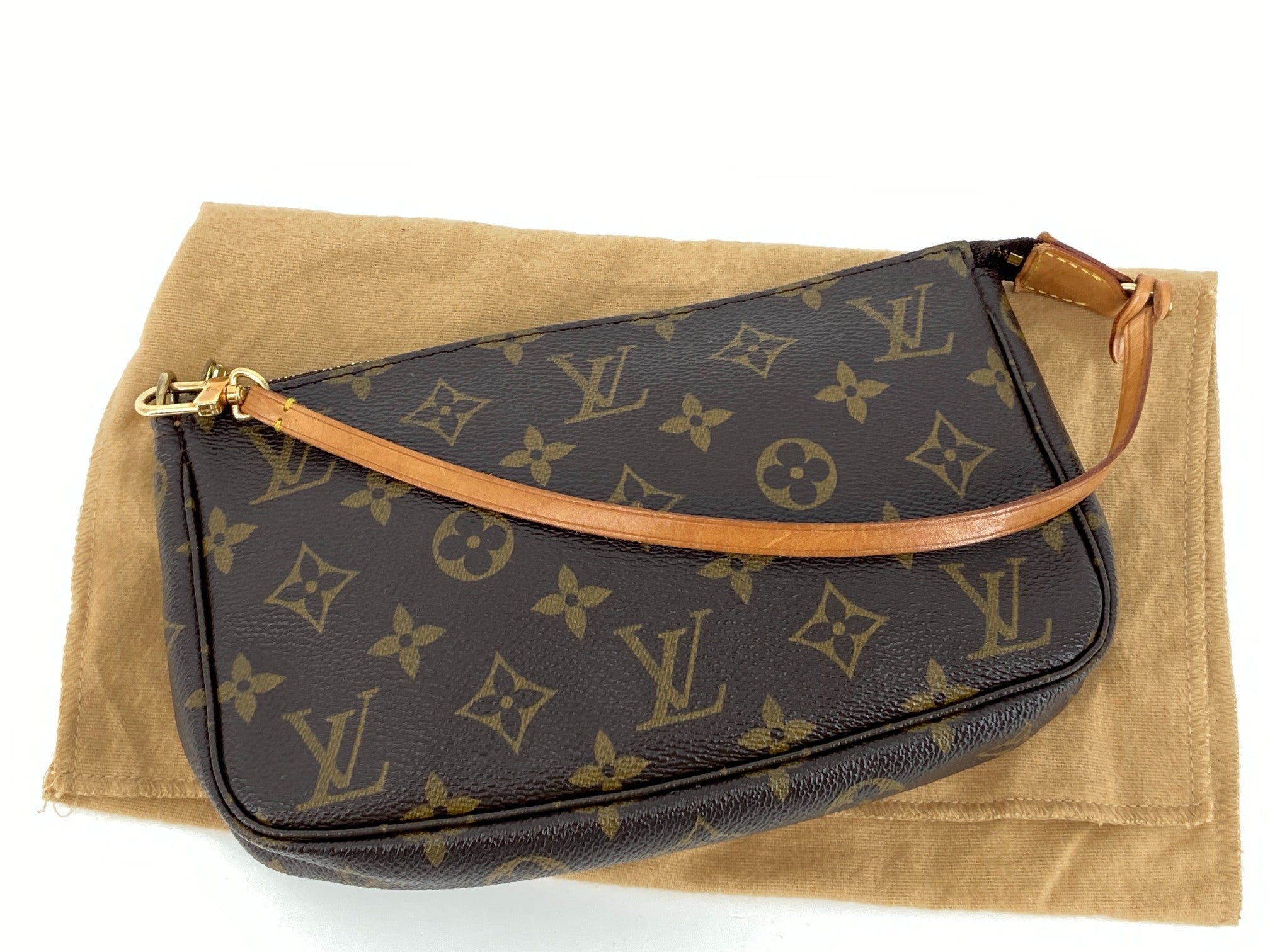 Louis Vuitton Pochette Accessoires Monogram Canvas incl. Dustbag