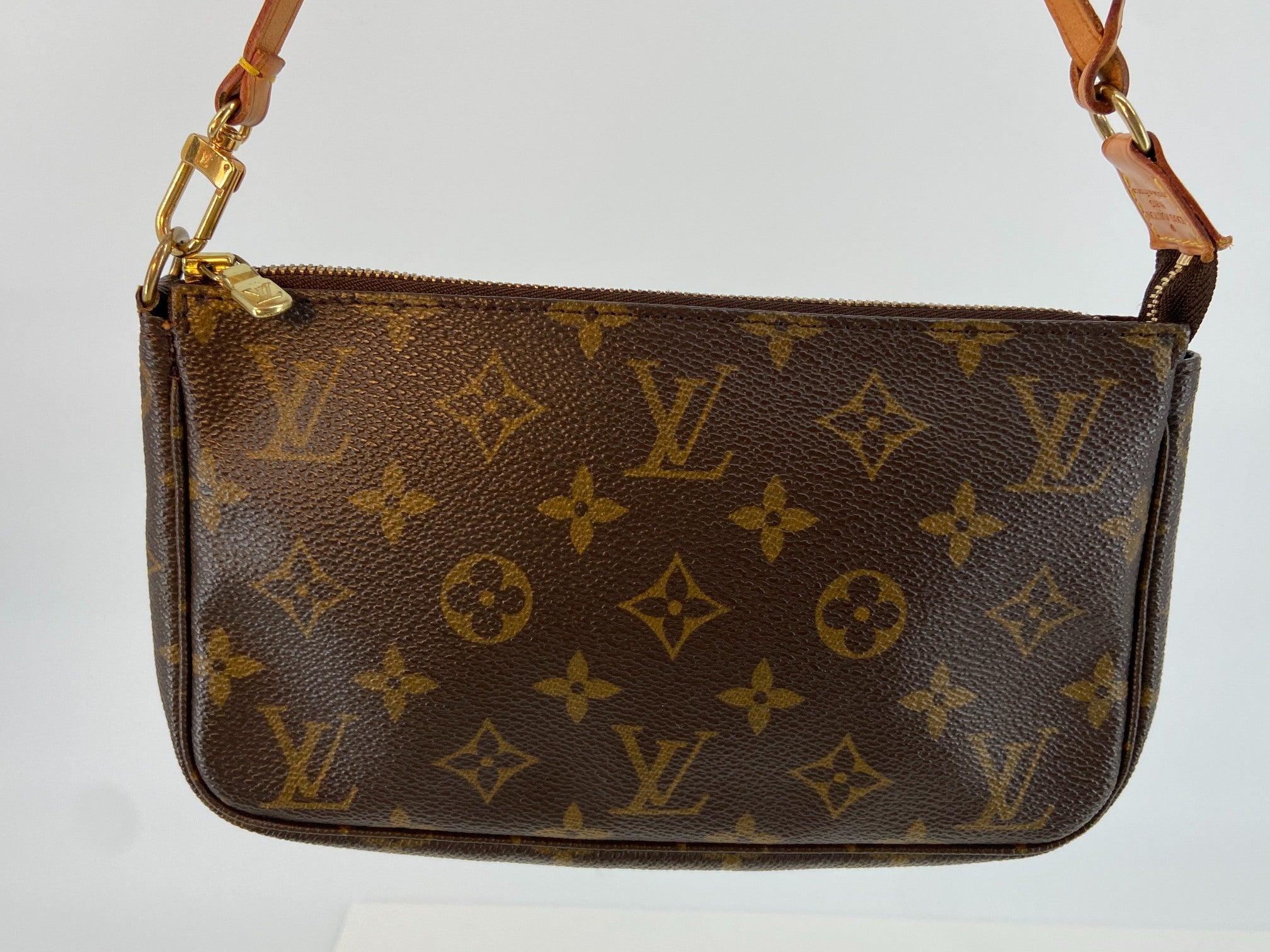 Louis Vuitton Pochette Accessoires Monogram Canvas incl. Dustbag