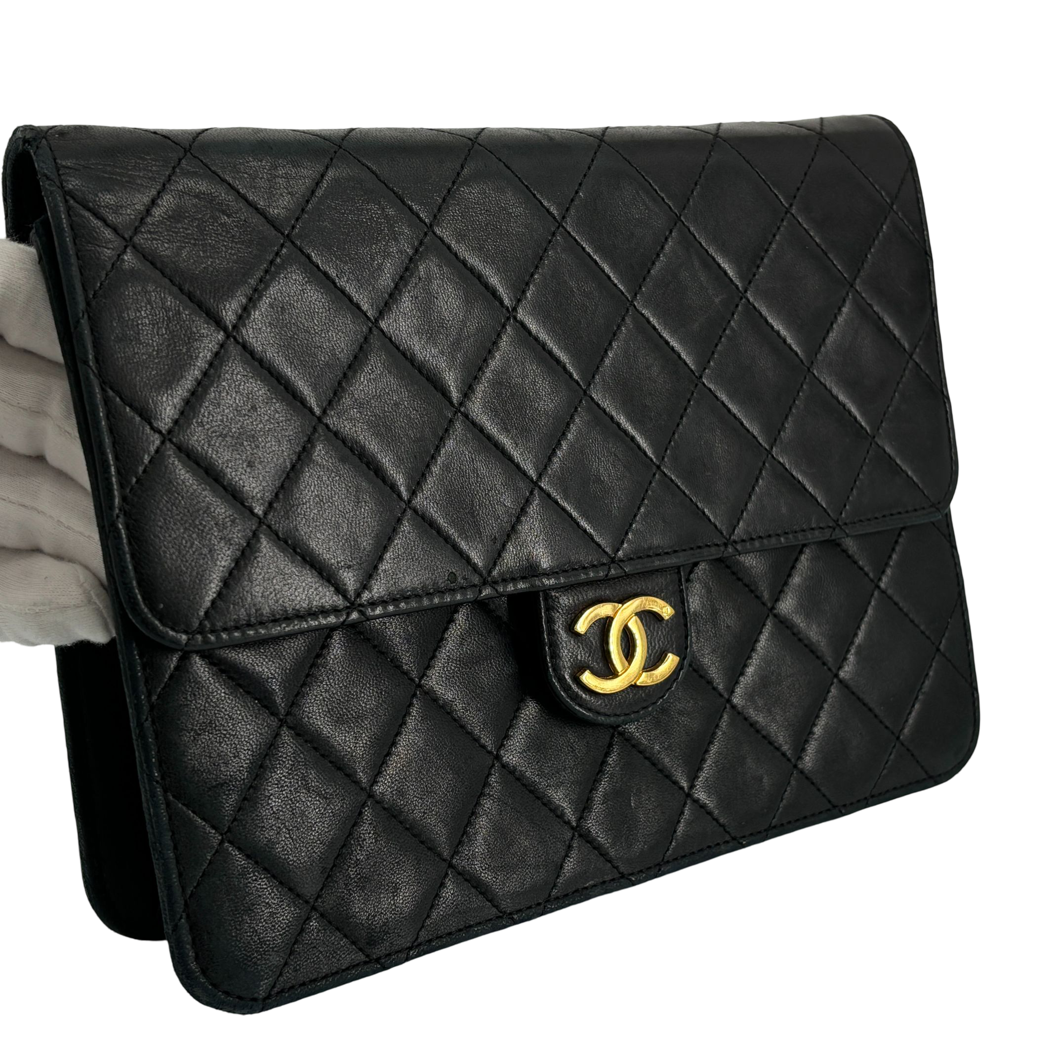 Chanel Single Flap Bag Push-Lock Black Matelassé Leather