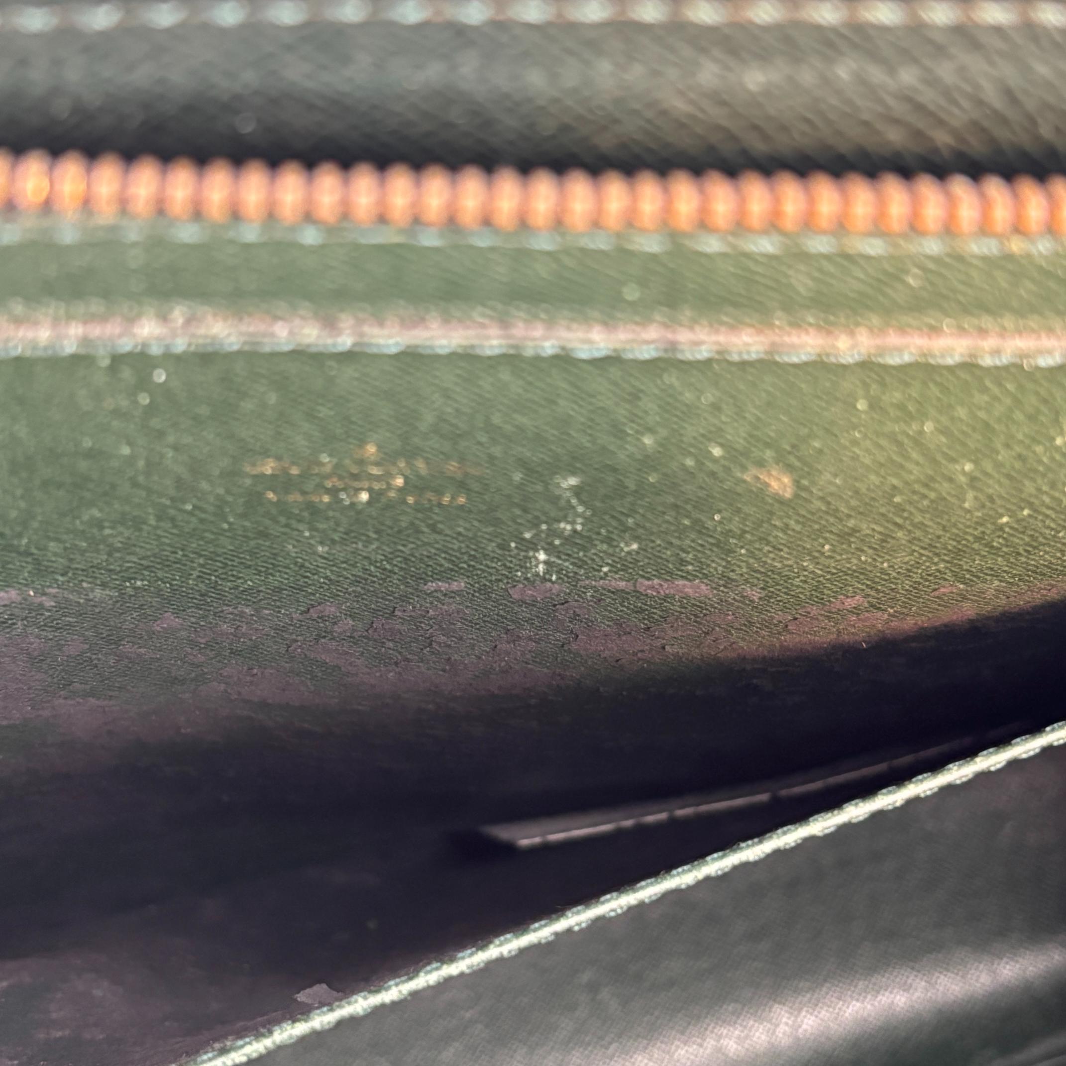 Louis Vuitton Porte Documents Rozan Epicea Green Taiga Leather