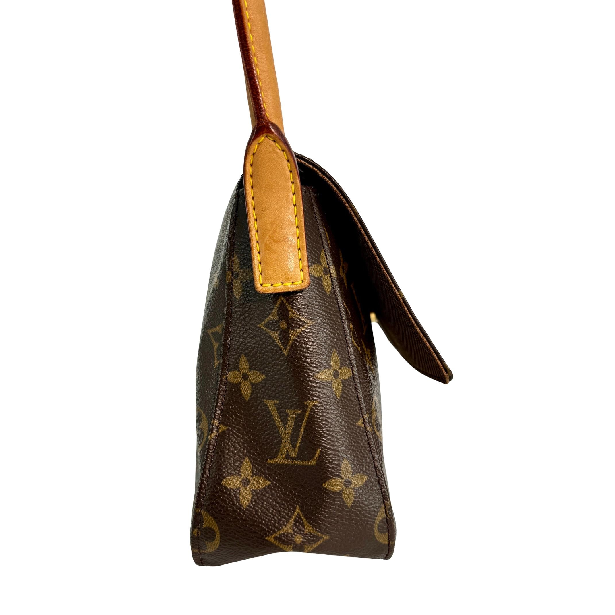 Louis Vuitton Looping PM Monogram Canvas