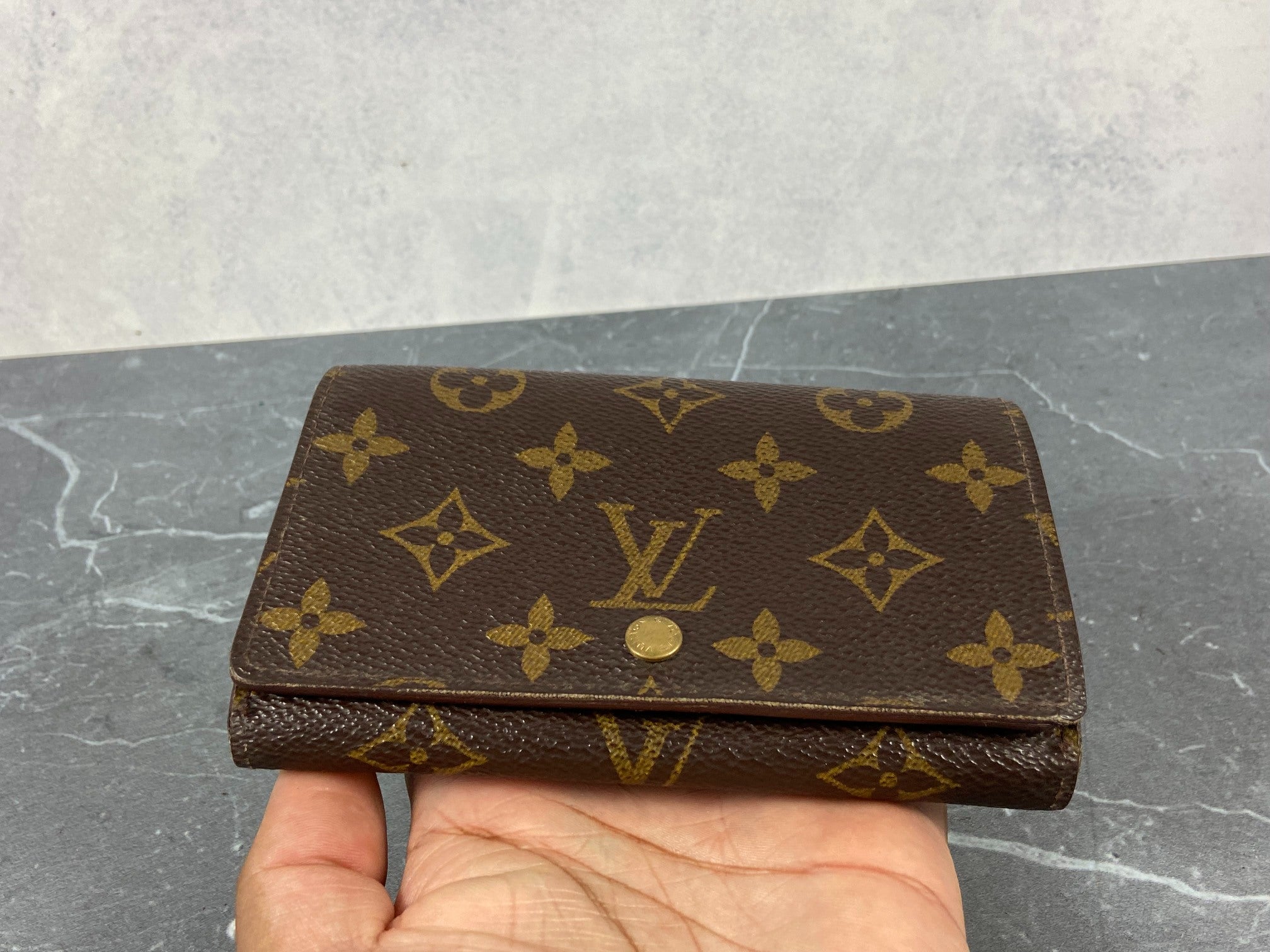 Louis Vuitton Porte-Monnaie Tresor Monogram Canvas