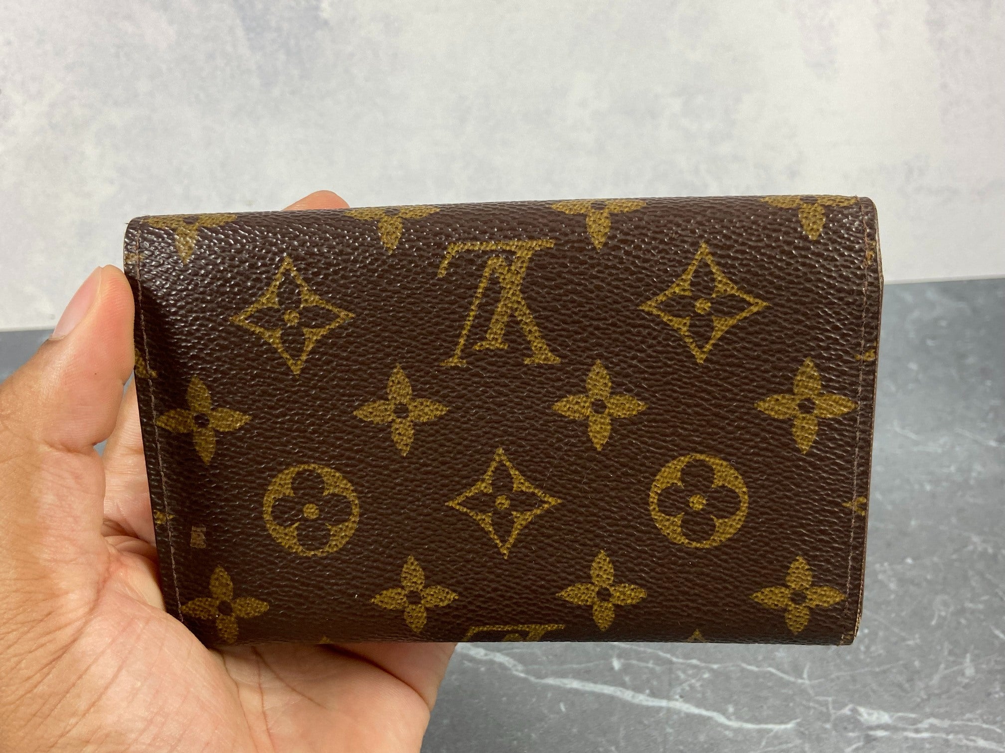 Louis Vuitton Porte-Monnaie Tresor Monogram Canvas