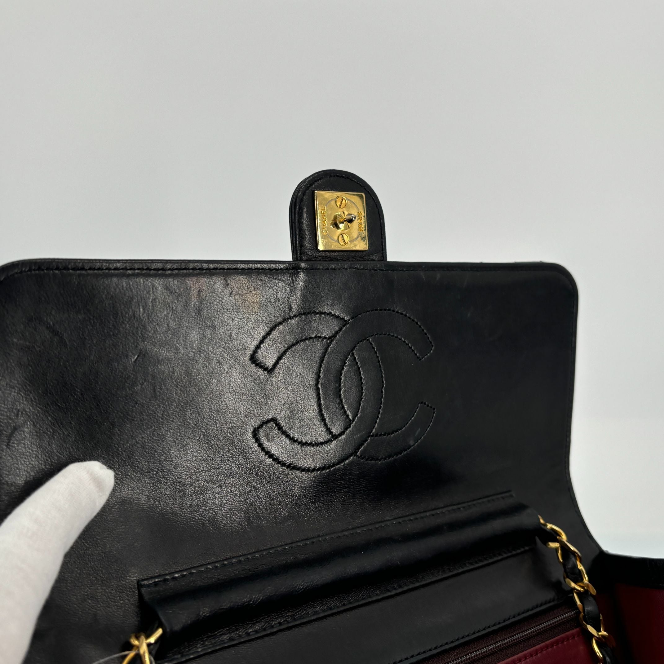 Chanel Single Flap Bag Push-Lock Black Matelassé Leather