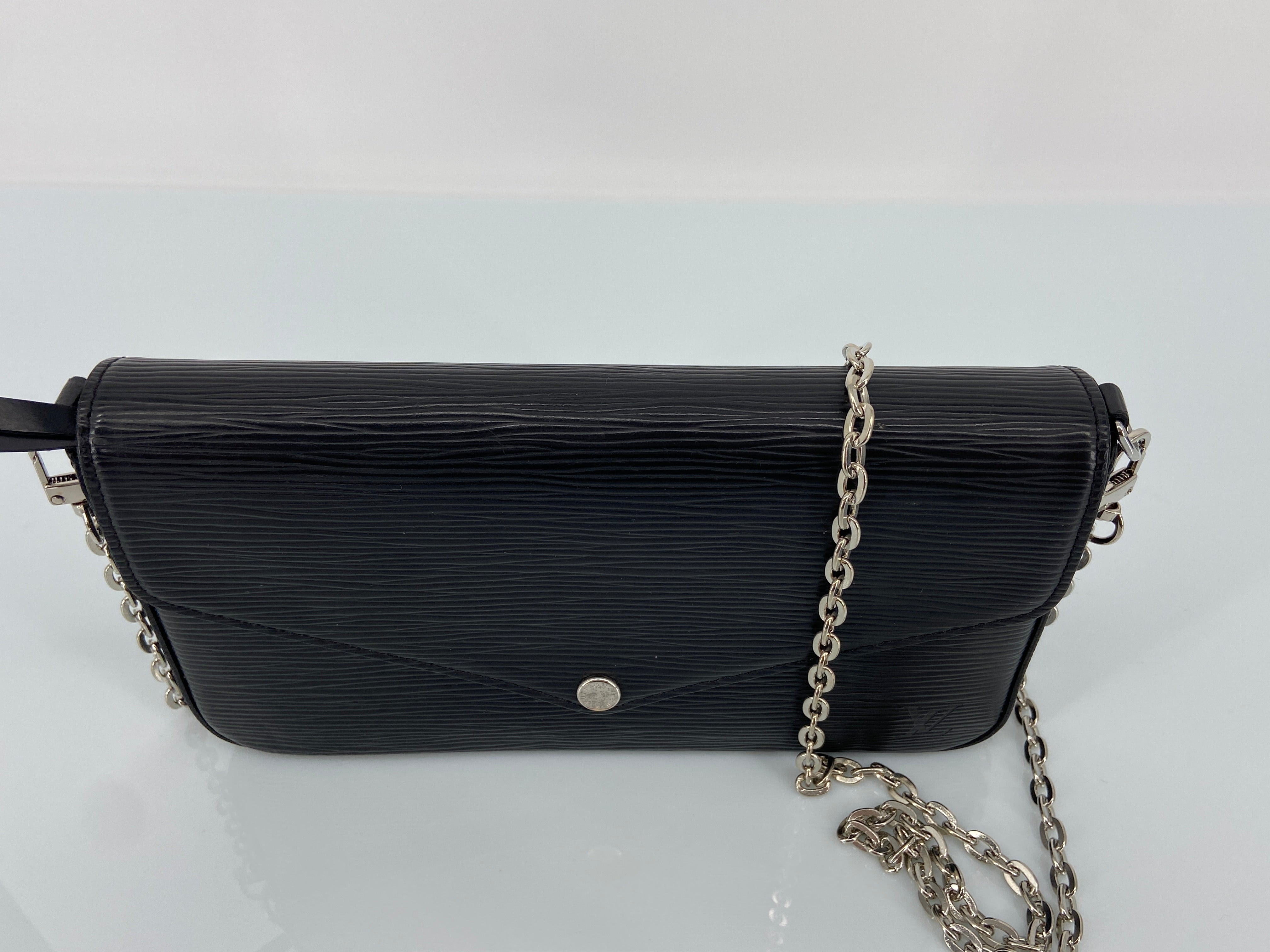 Louis Vuitton Félicie Pochette Black Epi Leather incl. Dustbag