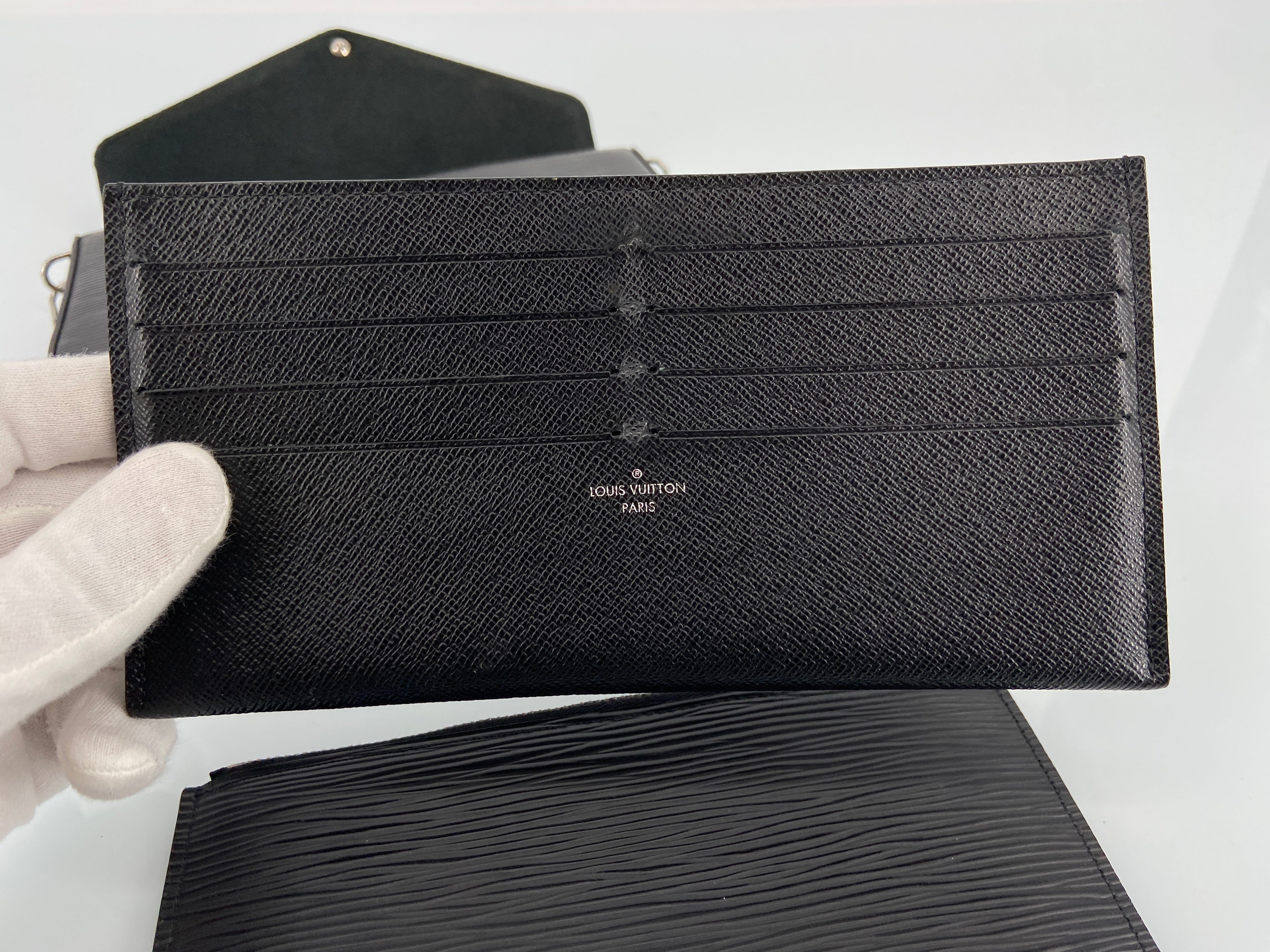 Louis Vuitton Félicie Pochette Black Epi Leather incl. Dustbag