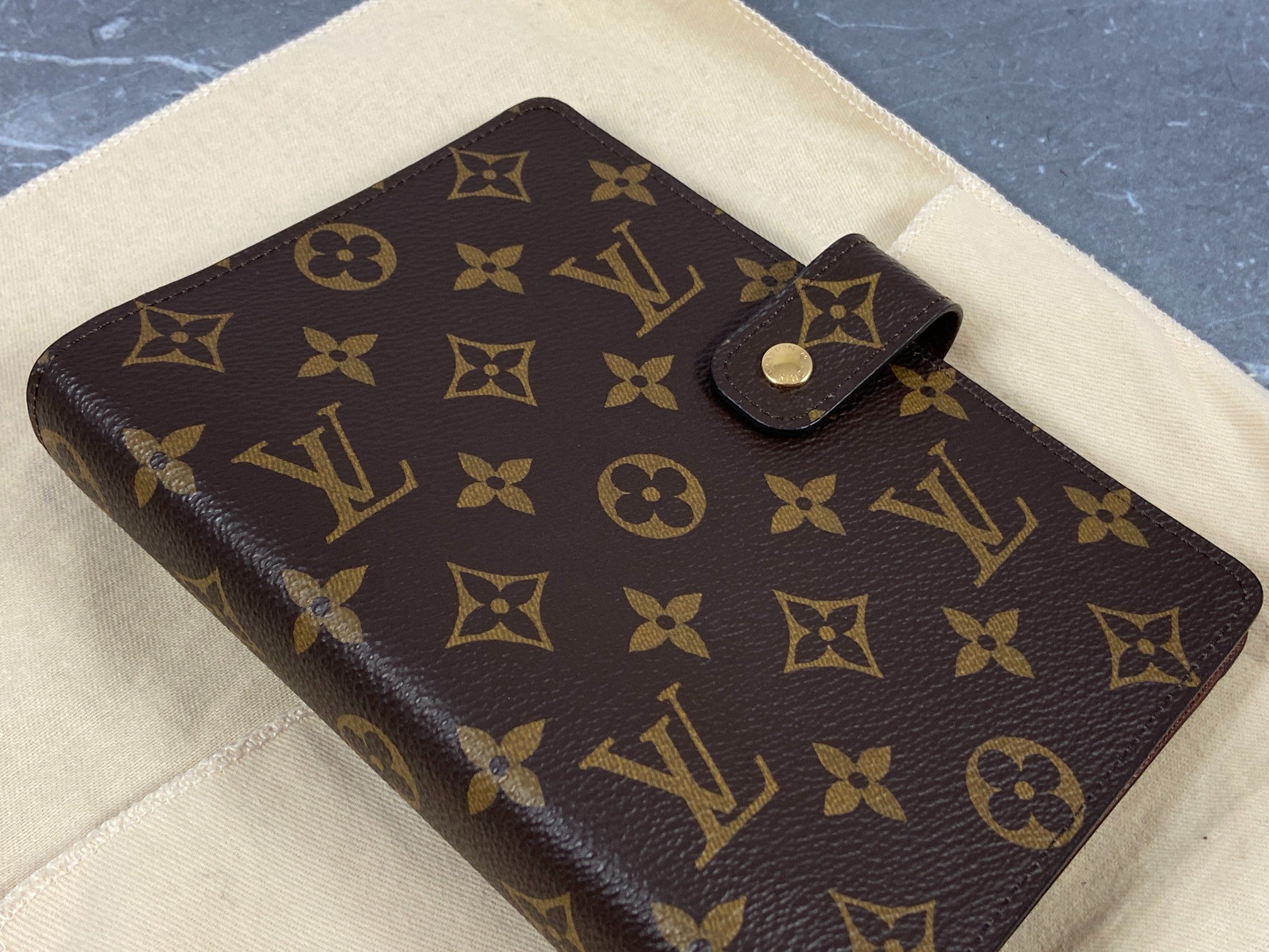 Louis Vuitton Agenda Fonctionnel MM Monogram Canvas incl. Dustbag