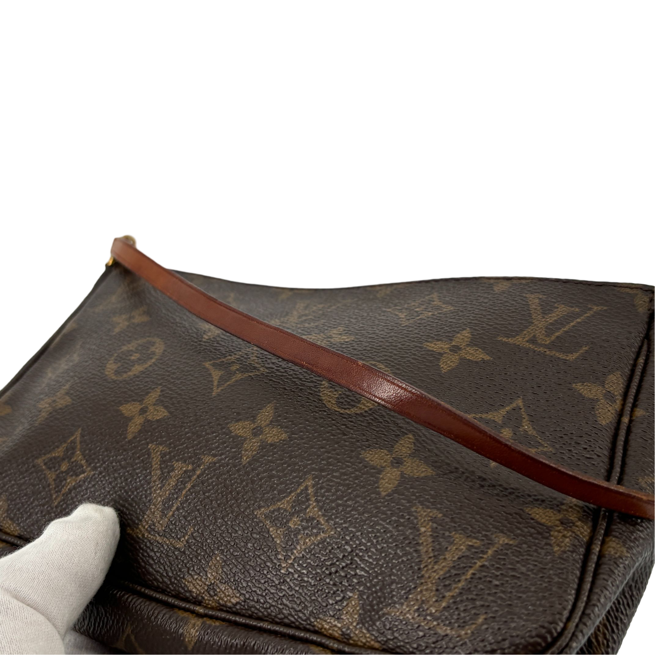 Louis Vuitton Pochette Accessoires Monogram Canvas