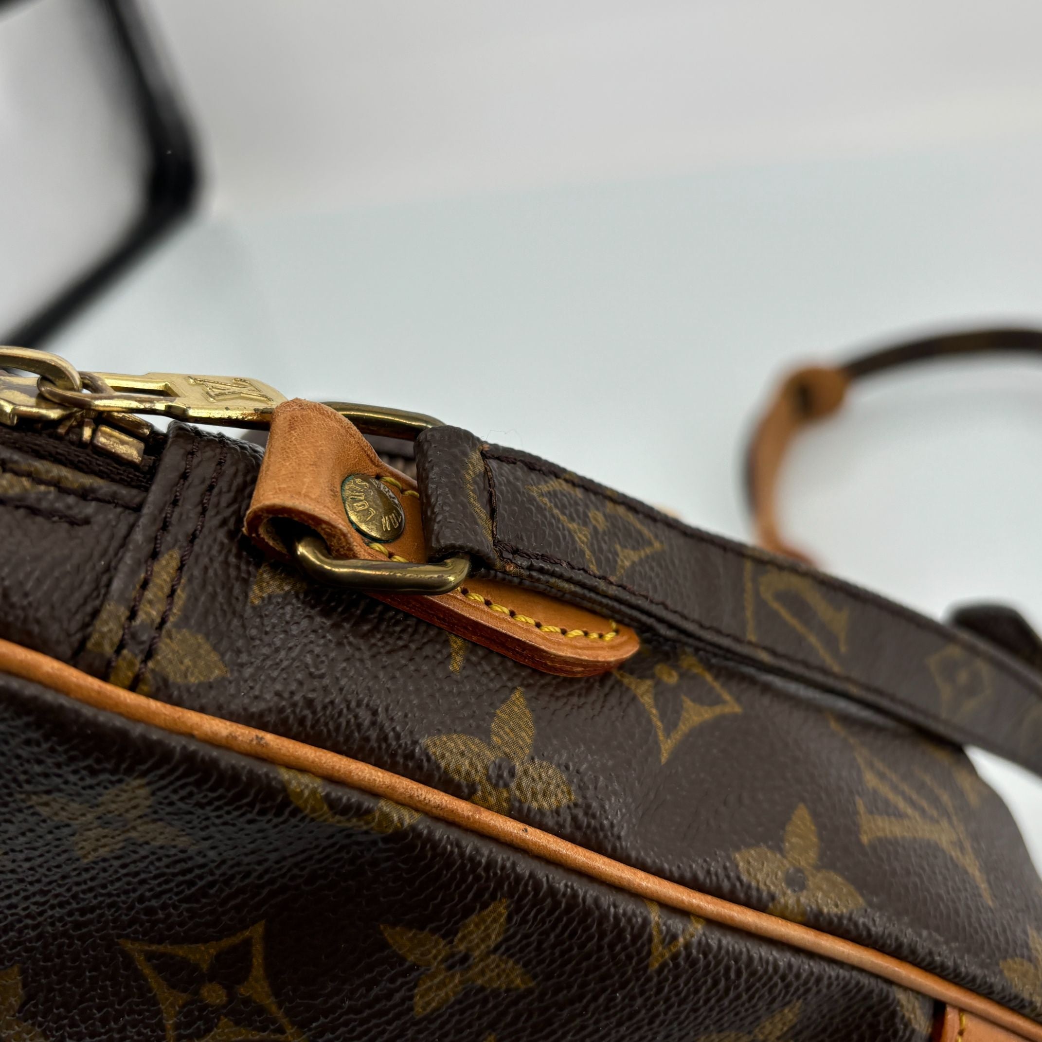 Louis Vuitton Amazone Shoulder Bag Monogram Canvas