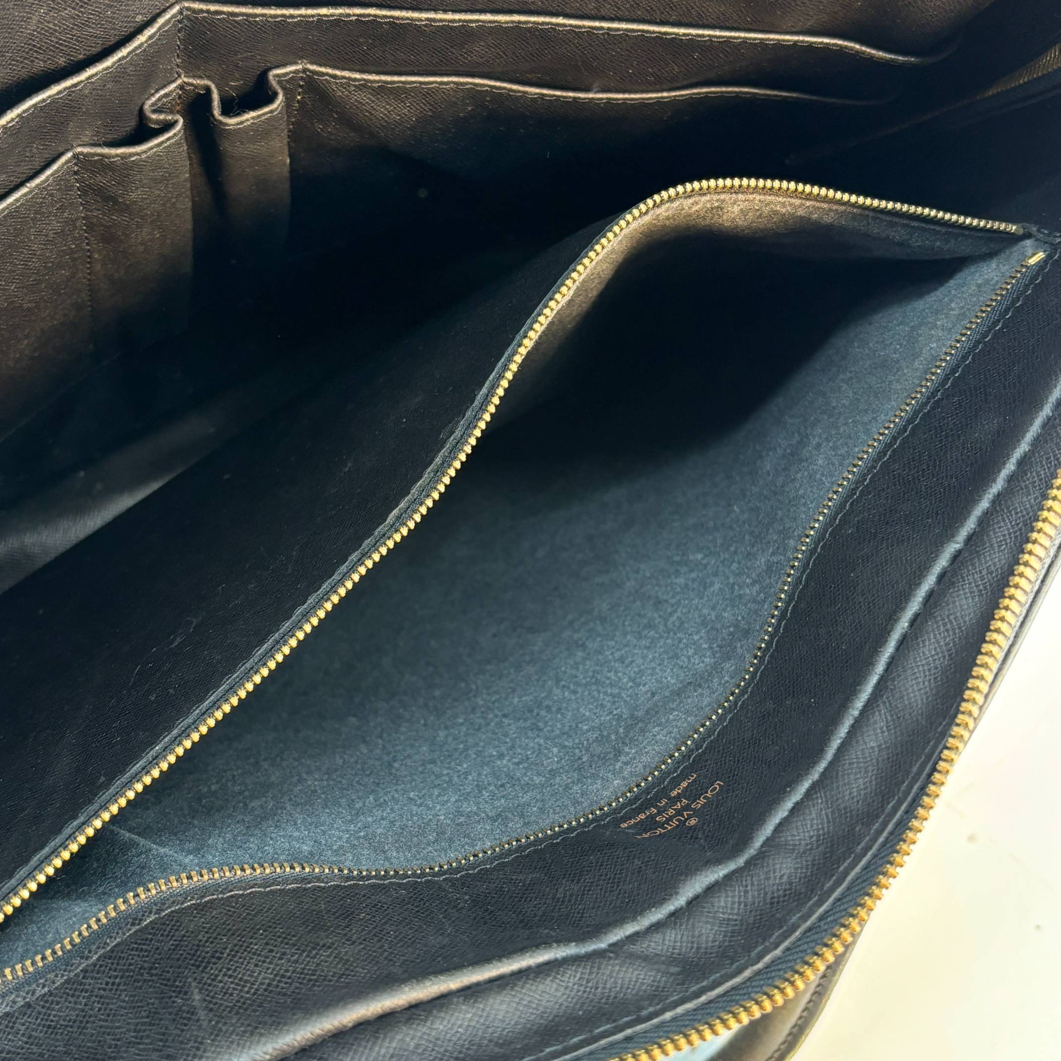Louis Vuitton Porte Documents Voyage Black Epi Leather