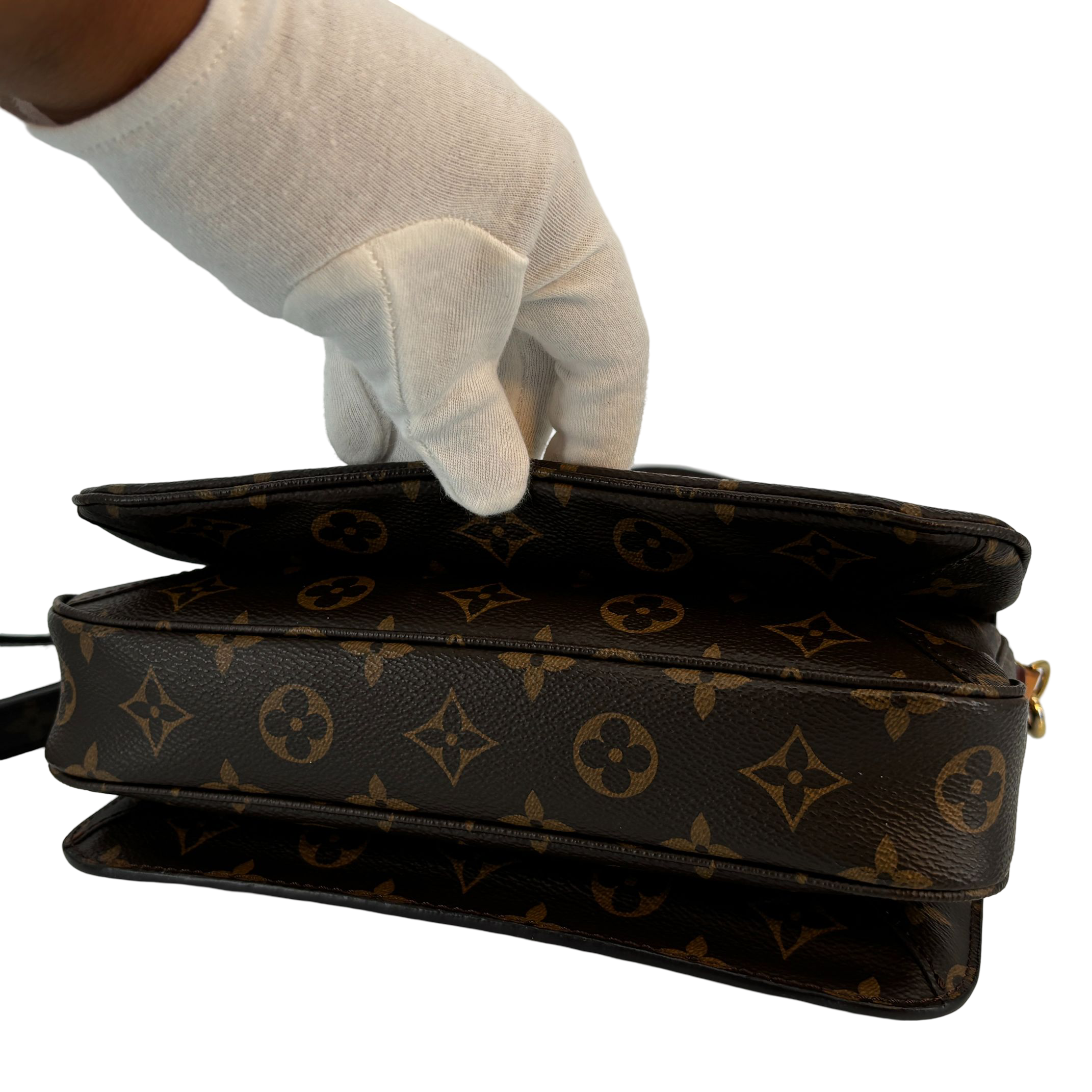 Louis Vuitton Pochette Métis Monogram Canvas incl. Dustbag