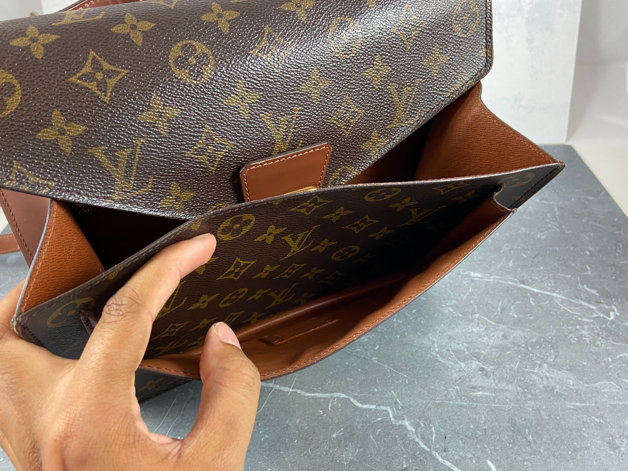 Louis Vuitton Monceau 28 Monogram Canvas