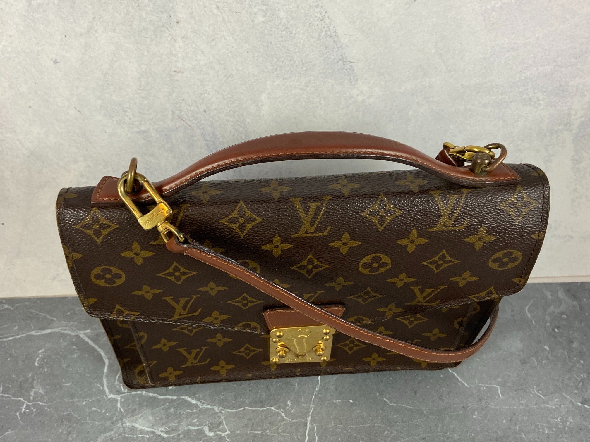 Louis Vuitton Monceau 28 Monogram Canvas