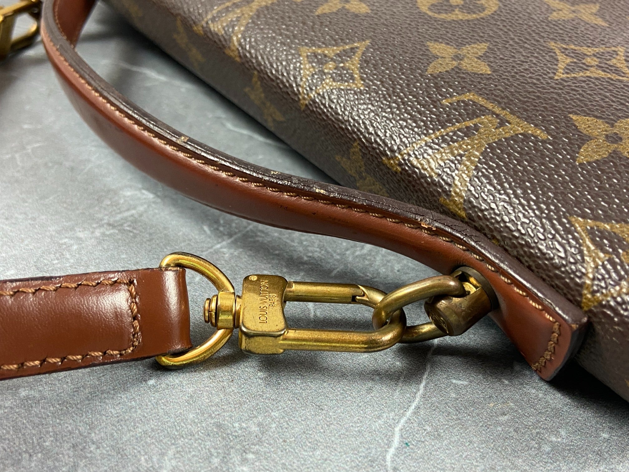 Louis Vuitton Monceau 28 Monogram Canvas