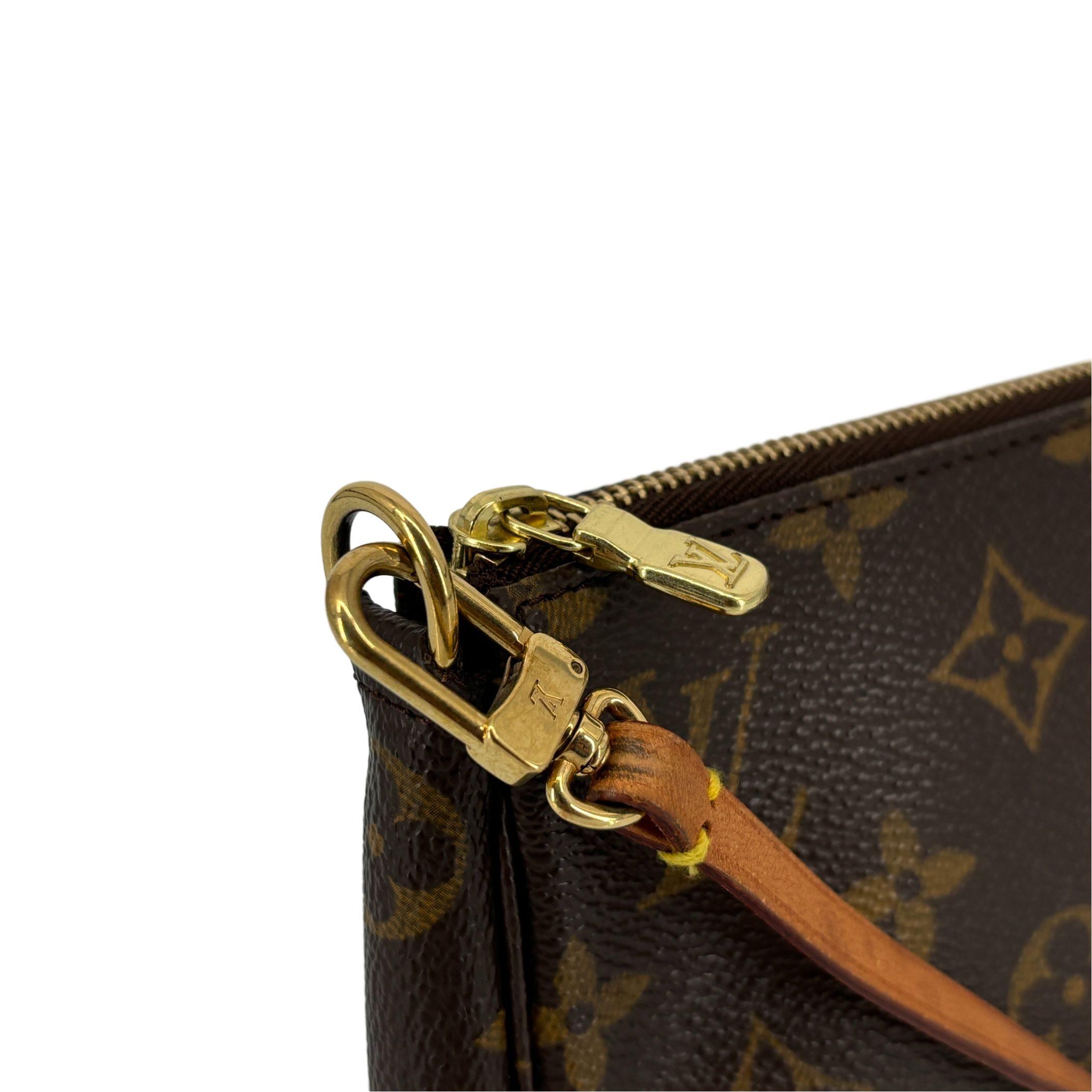 Louis Vuitton Pochette Accessoires Monogram Canvas incl. Dustbag