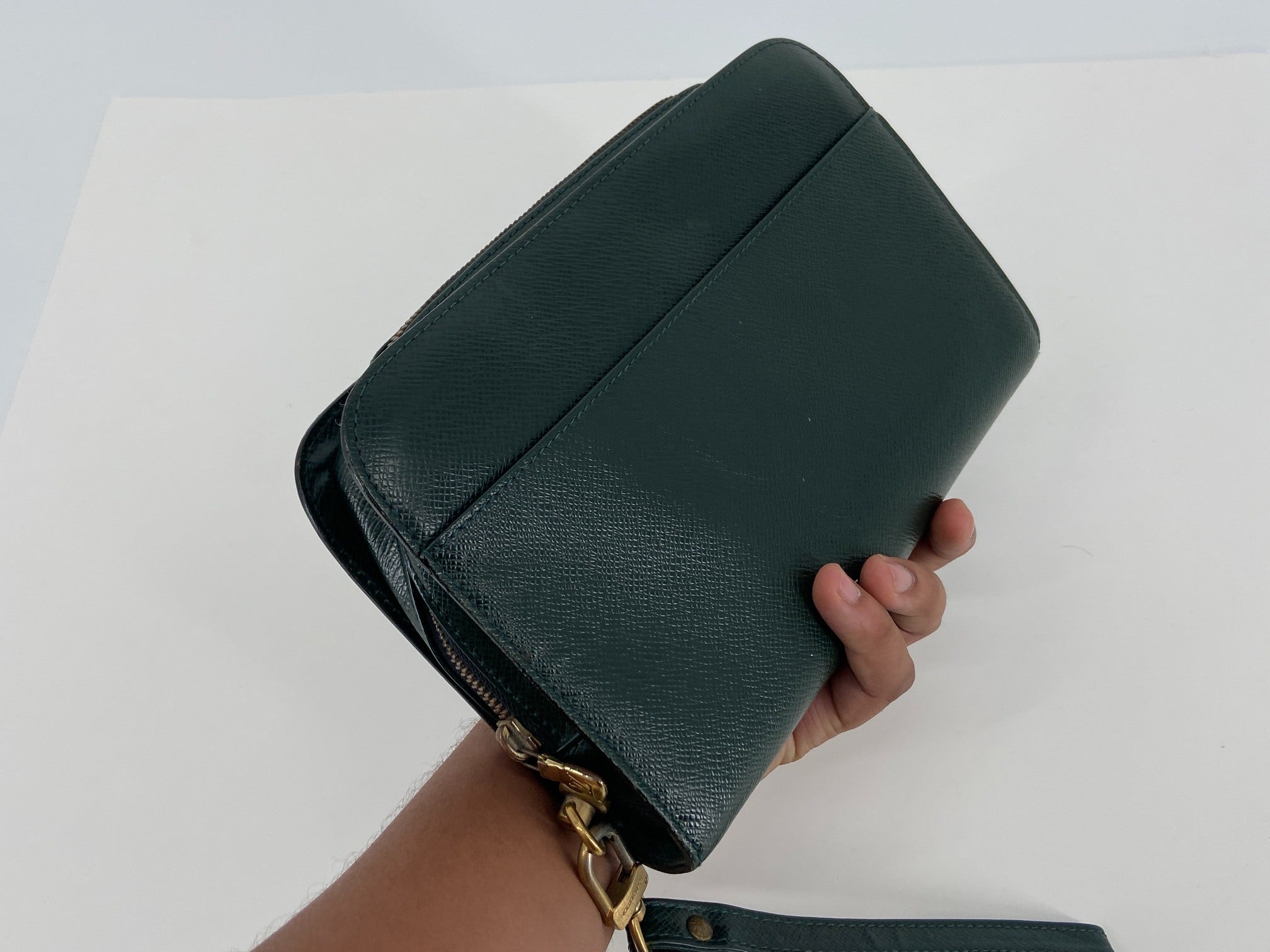 Louis Vuitton Baikal Clutch Epicea Green Taiga Leather