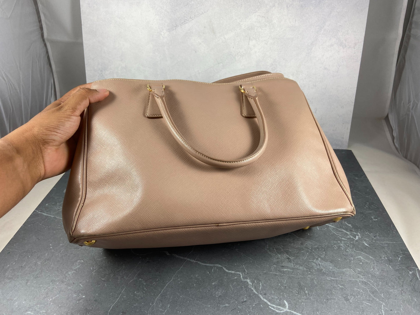 Prada Galleria Hand Bag Beige Saffiano Leather