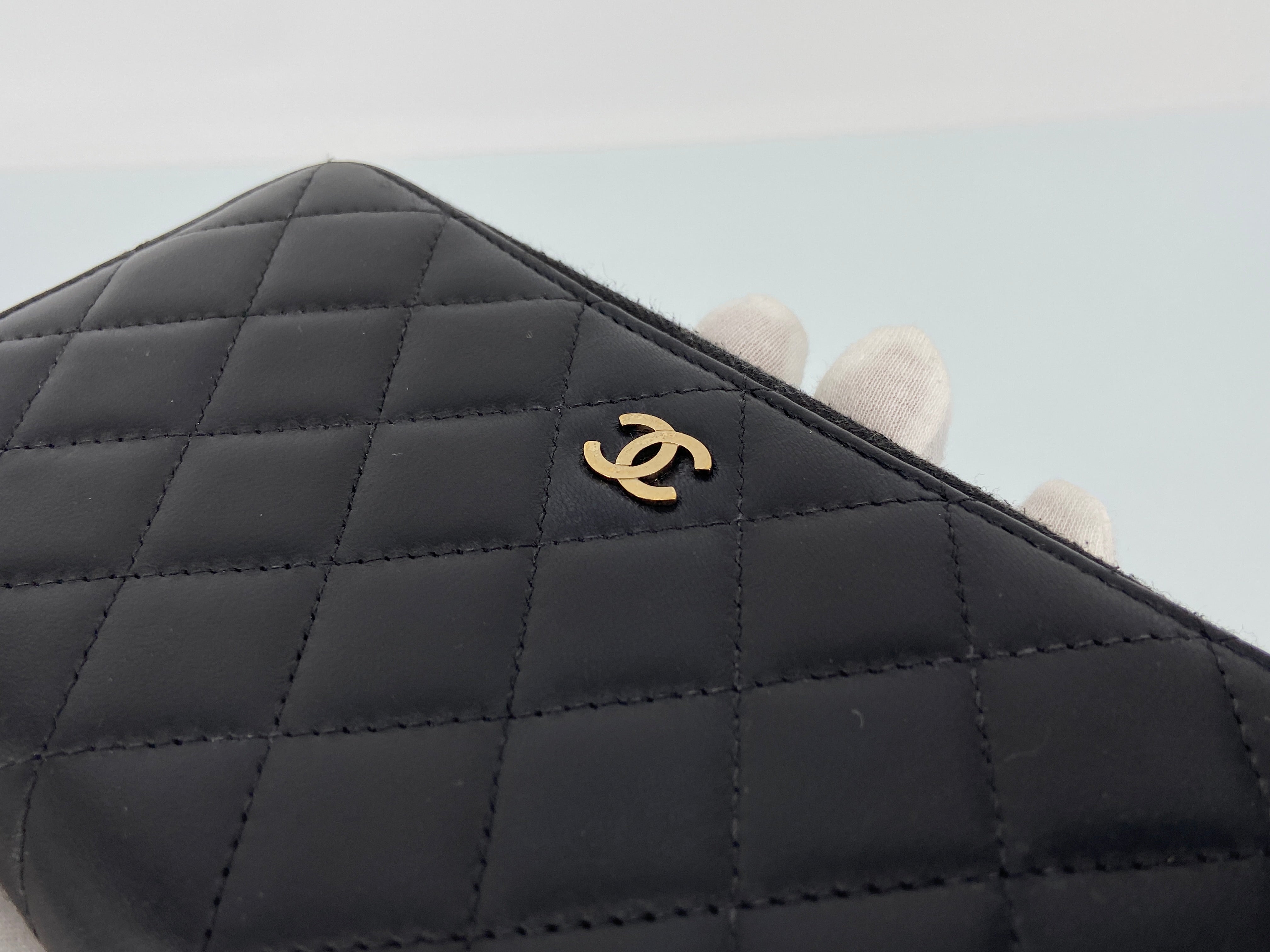 Chanel CC Zippy Wallet Black Quilted Leather