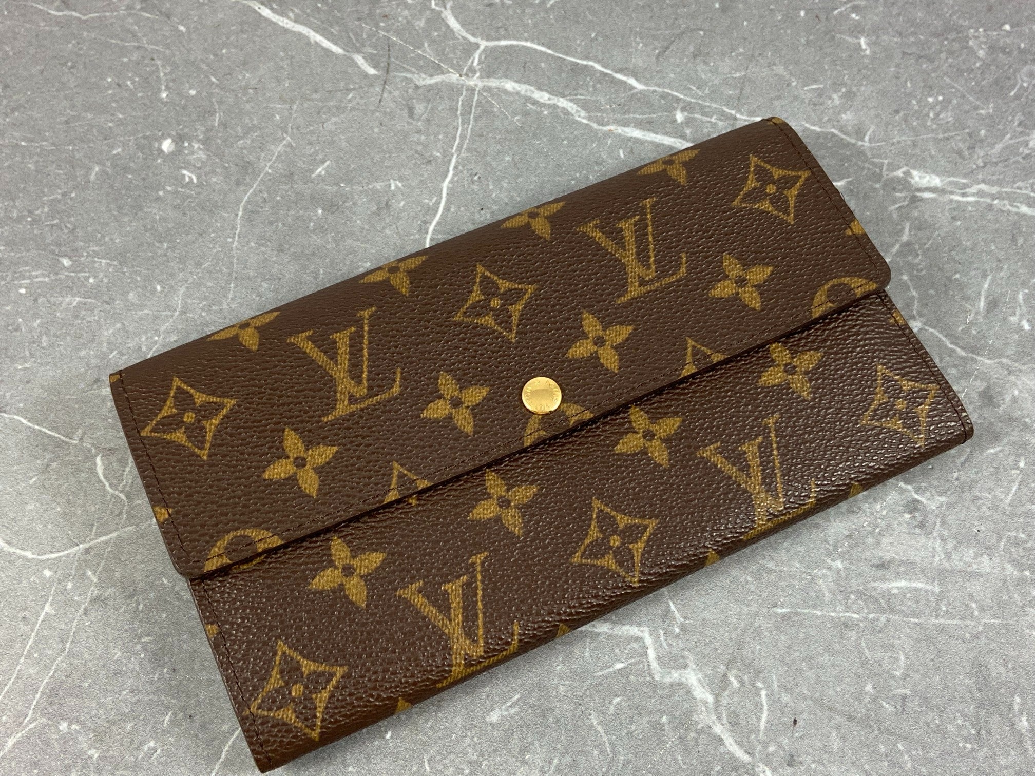 Louis Vuitton Sarah Wallet Monogram Canvas