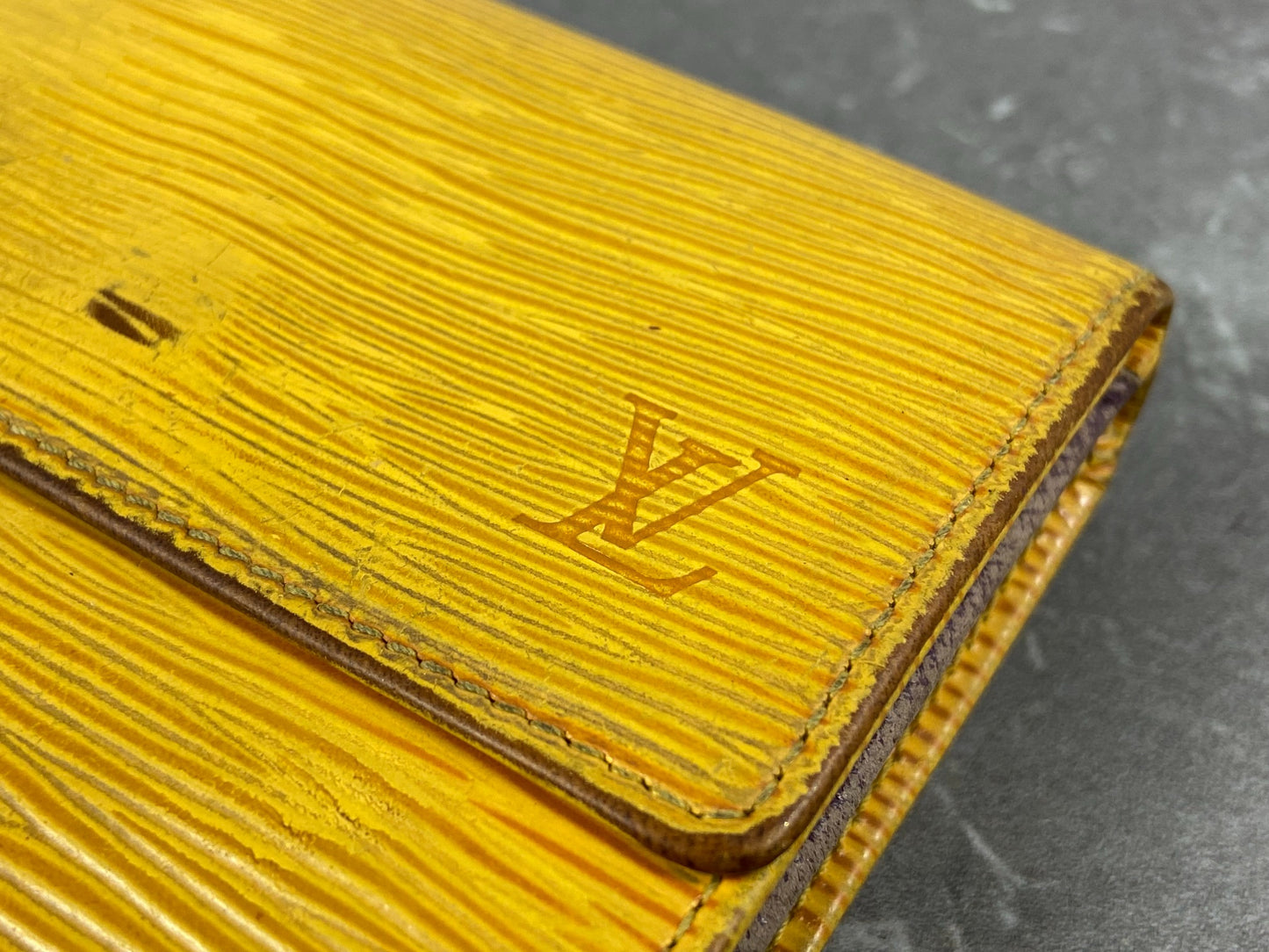 Louis Vuitton Elise Wallet Yellow Epi Leather