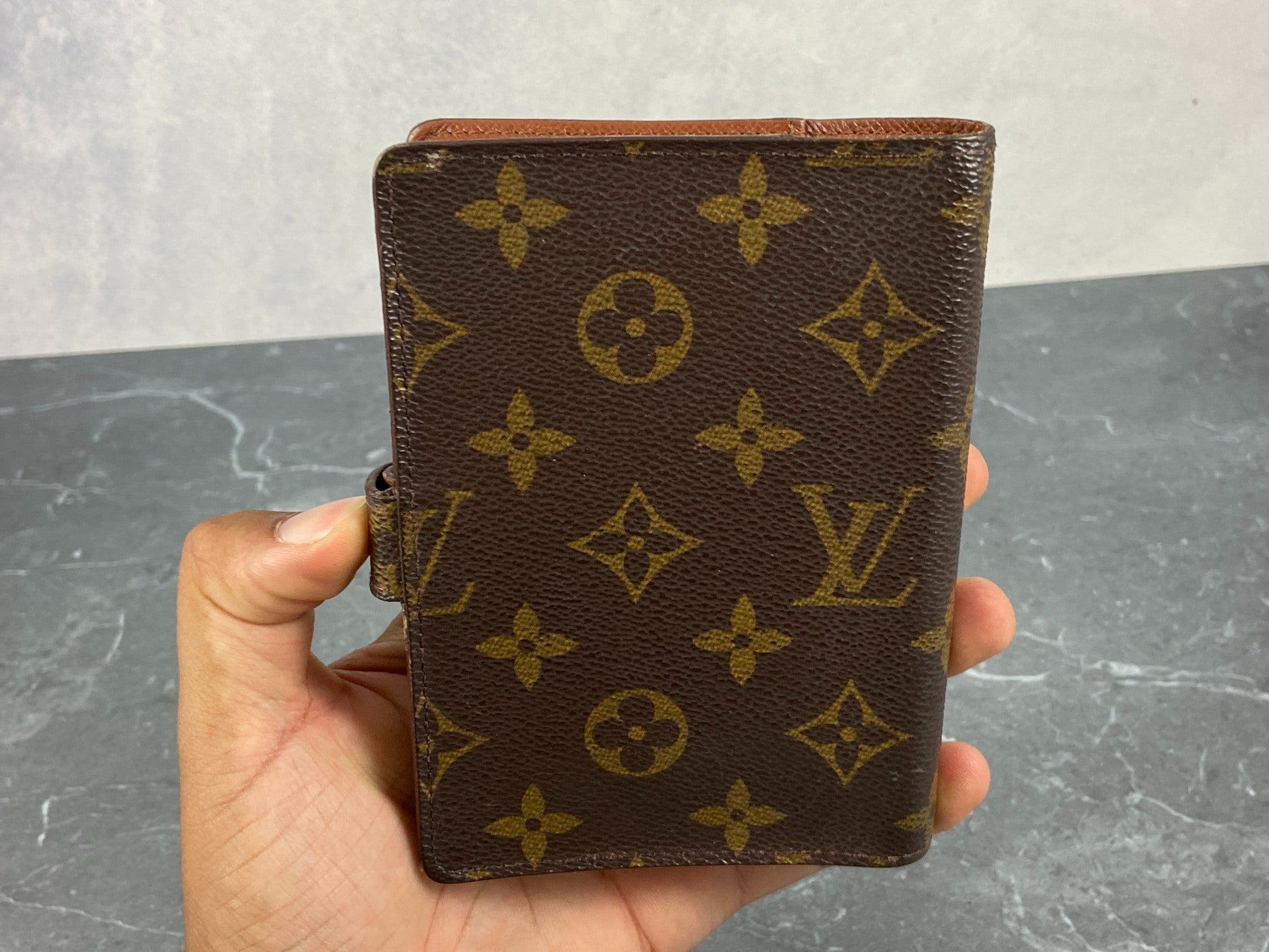 Louis Vuitton Agenda 2020 Monogram Canvas