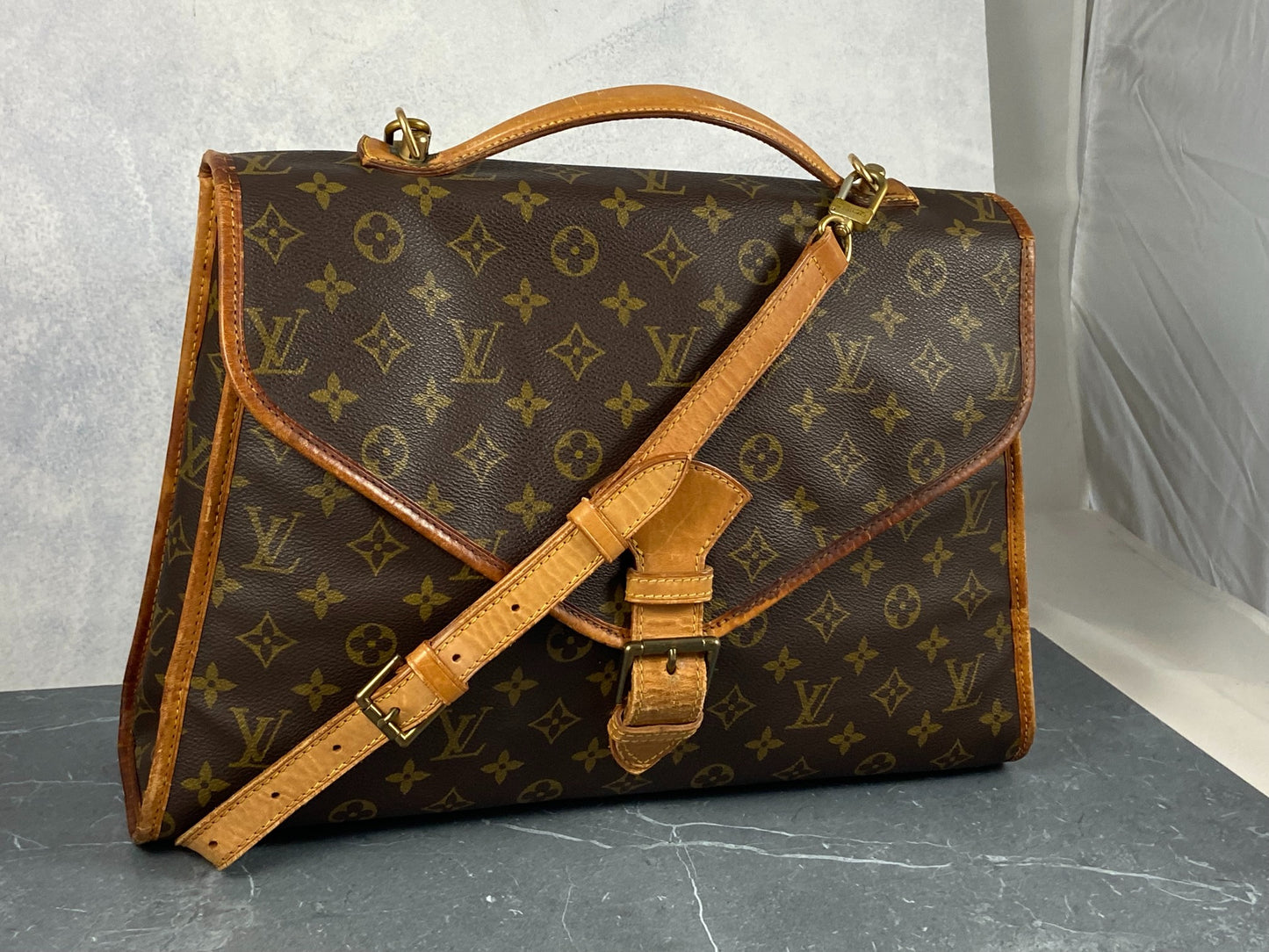 Louis Vuitton Beverly MM Briefcase Bag Monogram Canvas