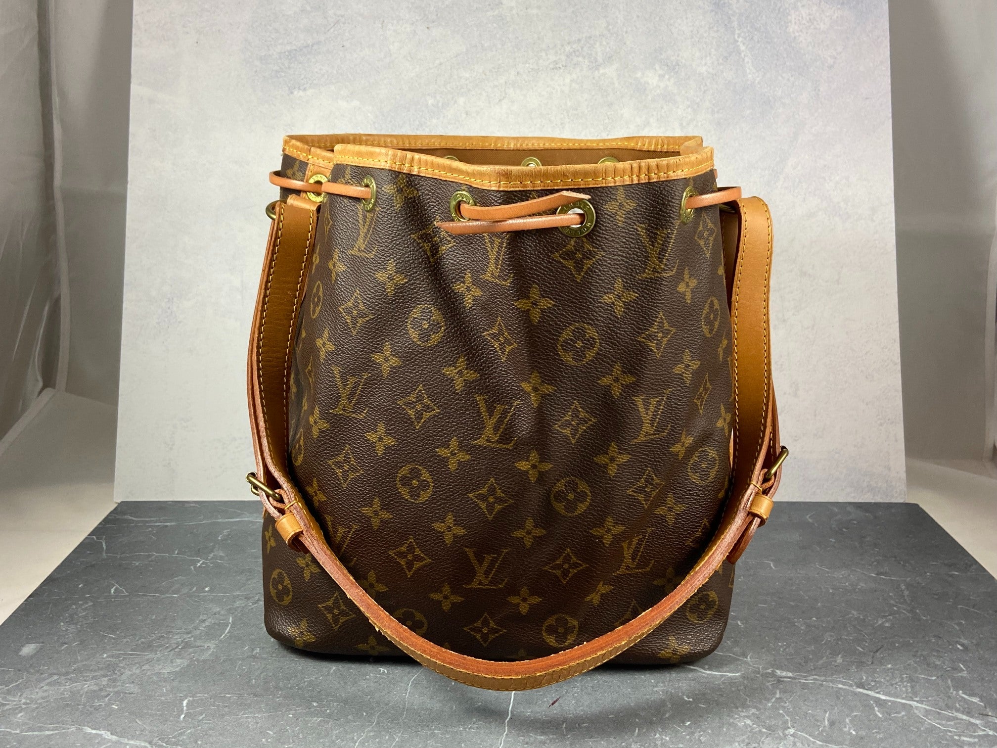 Louis Vuitton Sac Noé Petit Monogram Canvas