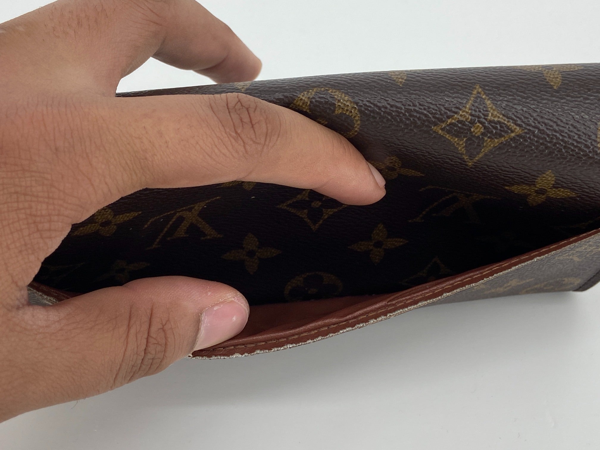 Louis Vuitton Sarah Wallet Monogram Canvas