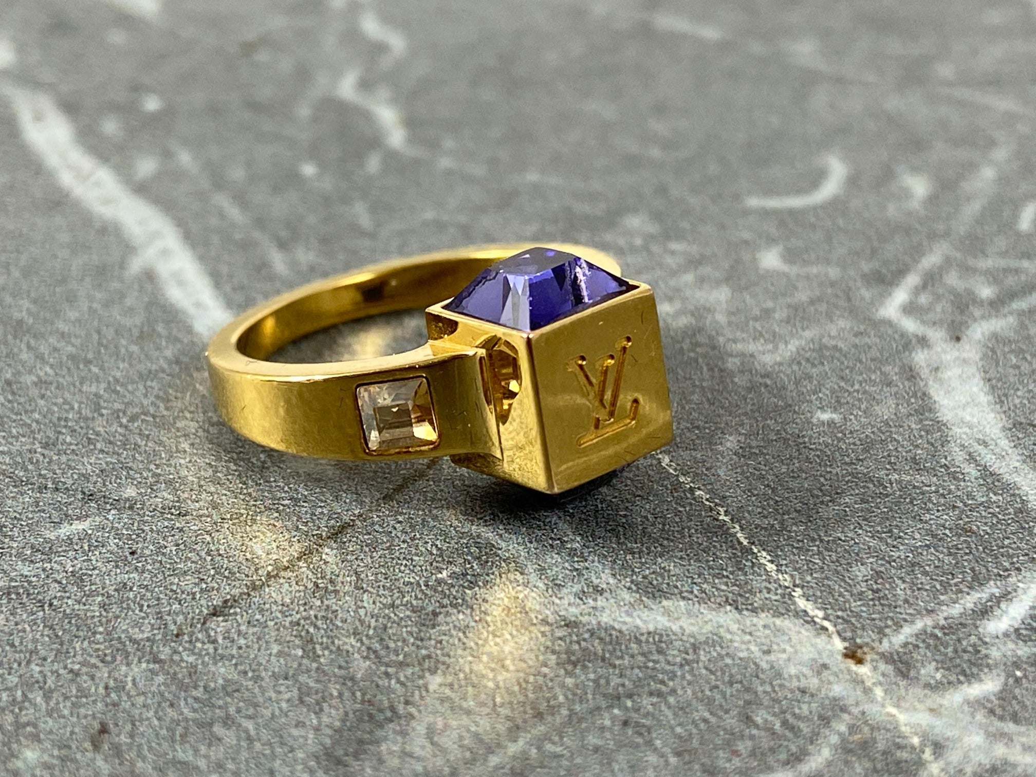 Louis Vuitton Gamble Ring Gold-Tone